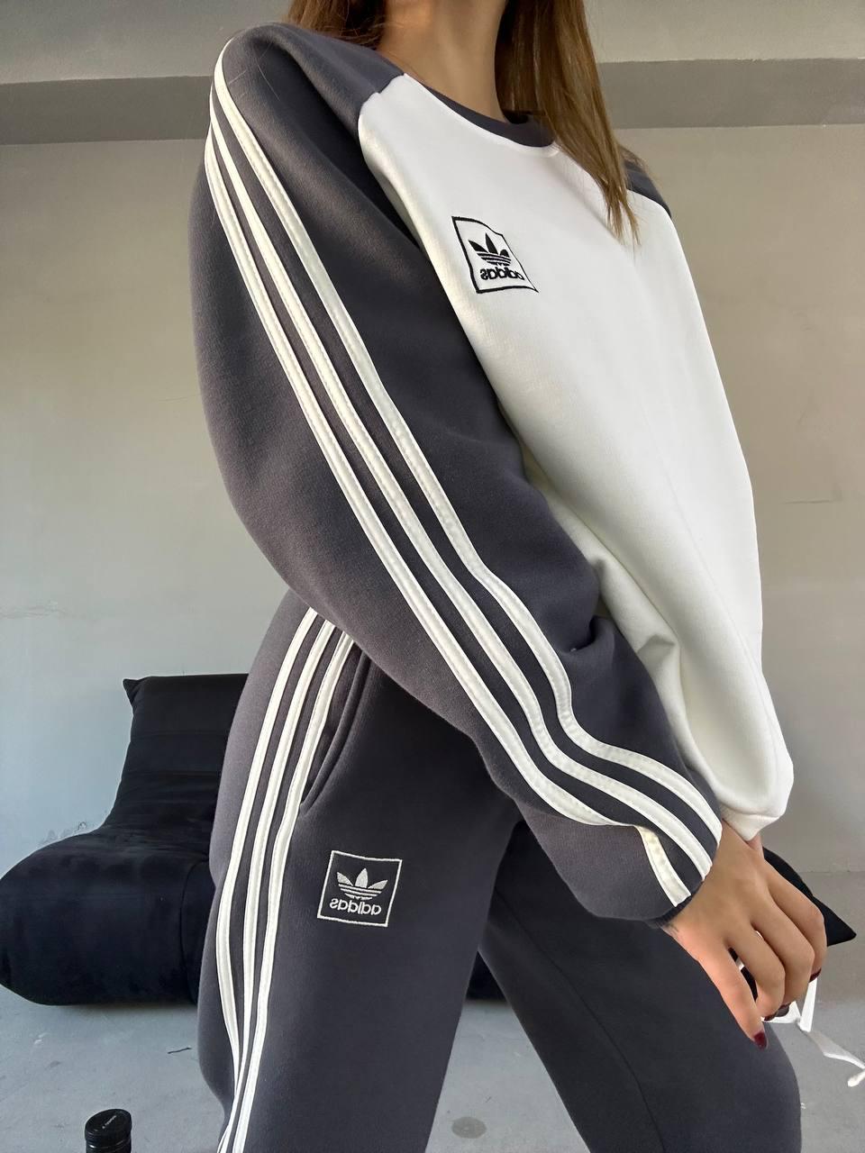 Женские спорт костюмы