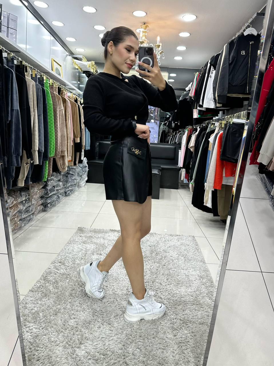 Женские шорты