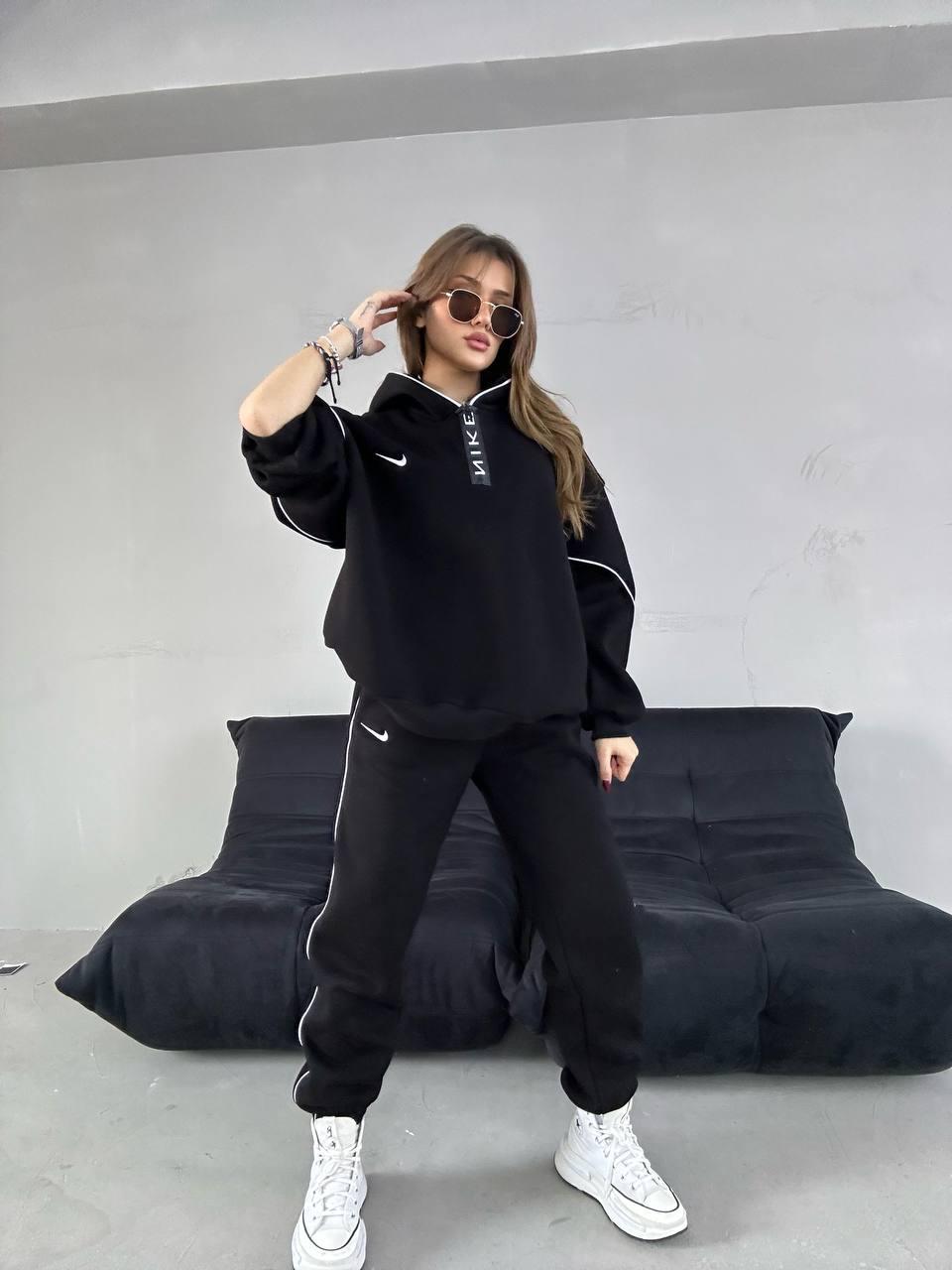 Женские спорт костюмы