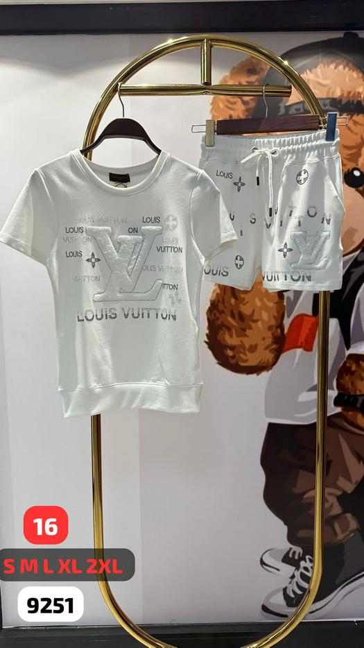 Louis Vuitton product 1529690