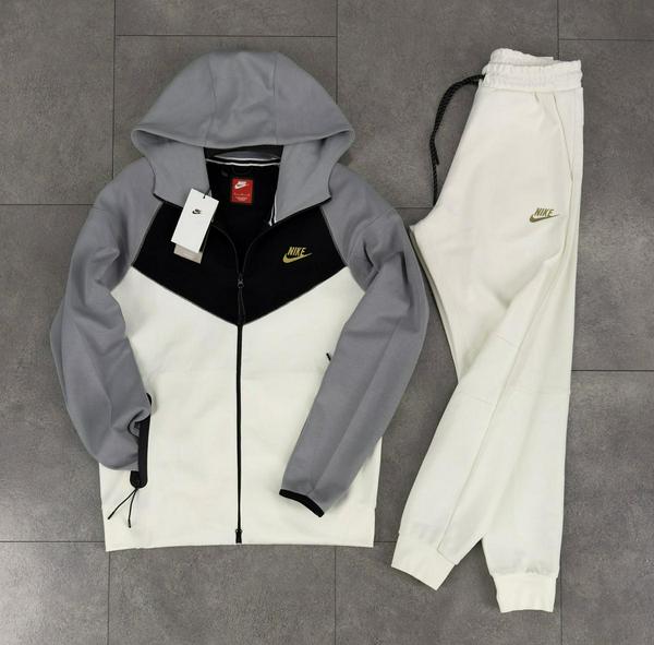 31 tracksuits 1934113 1550085