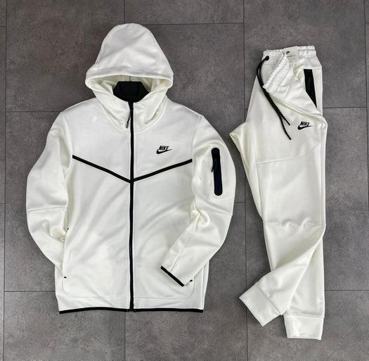 Tracksuits 1393147