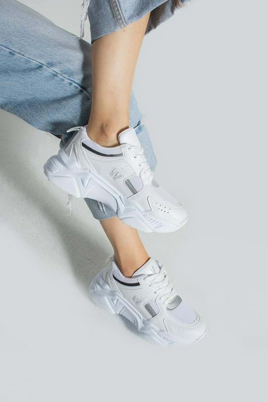 Sneakers Women's