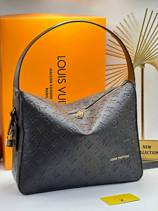 Louis Vuitton product 1558260