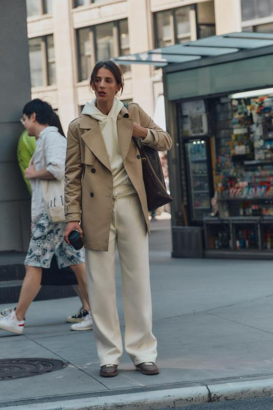 DOUBLE-BREASTED TRENCH COAT WITH BELT