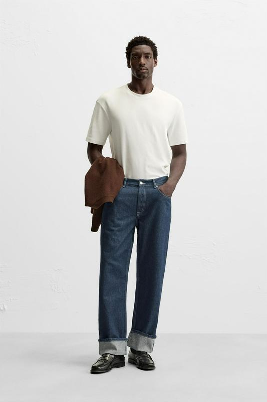 RELAXED FIT JEANS WITH TURN-UP HEMS