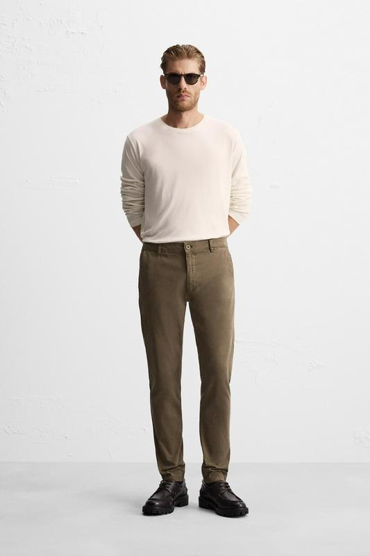 SKINNY FIT CHINOS