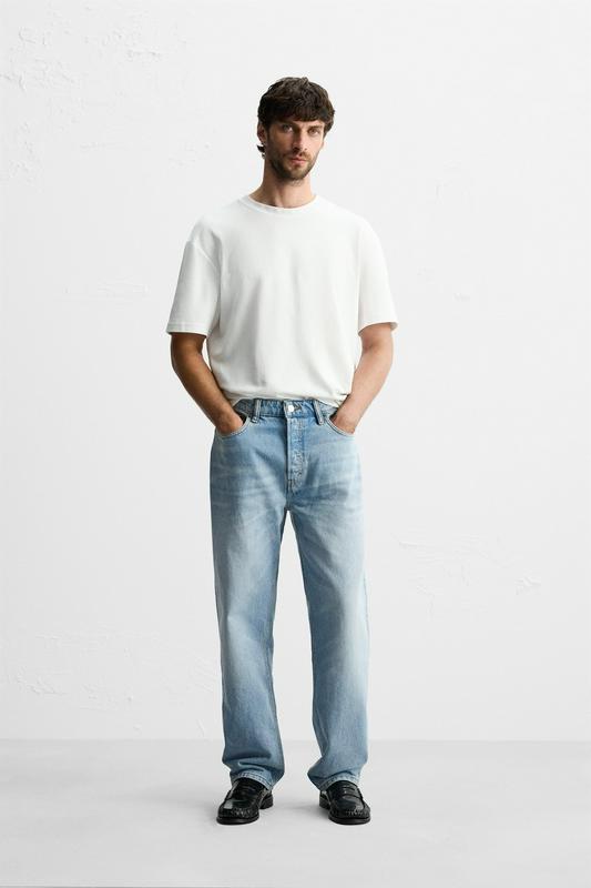 STRAIGHT-LEG JEANS