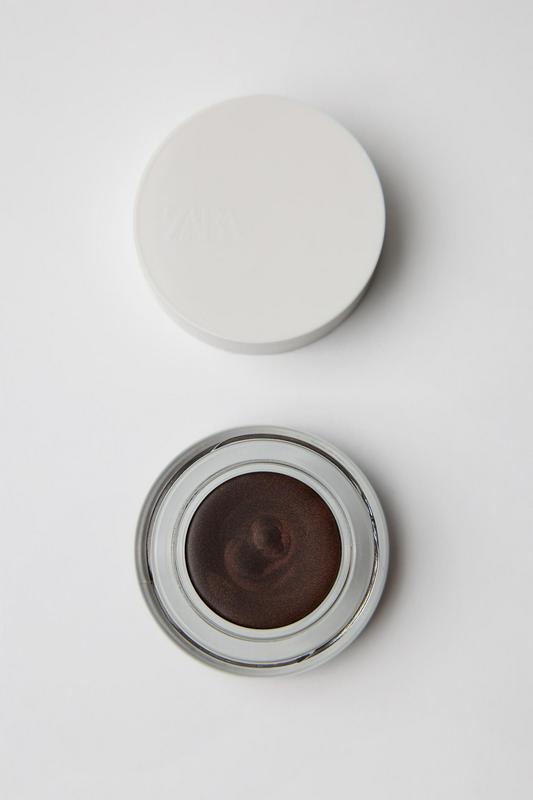 CREAM EYESHADOW