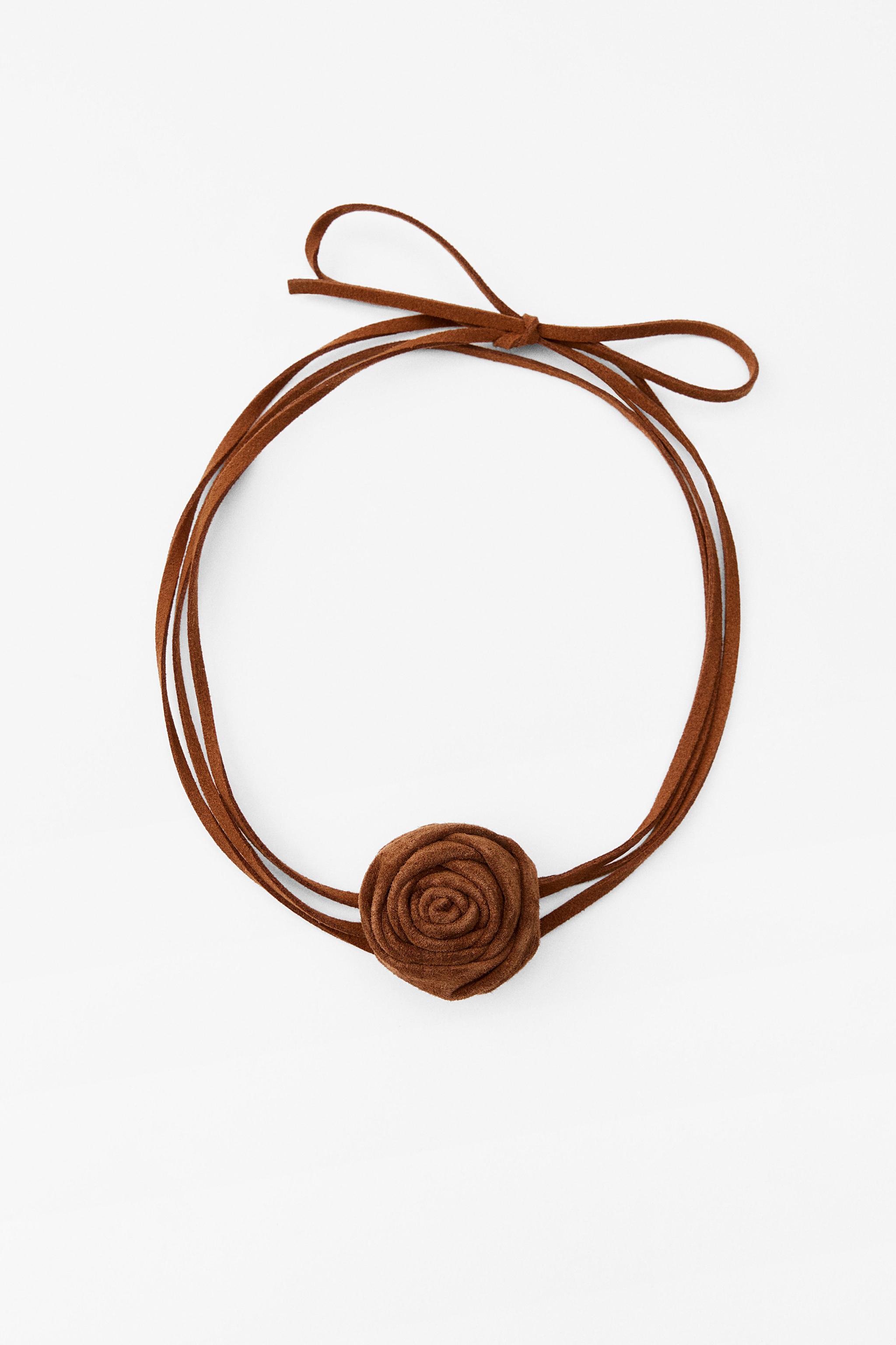 FAUX SUEDE CORD NECKLACE WITH FLOWER