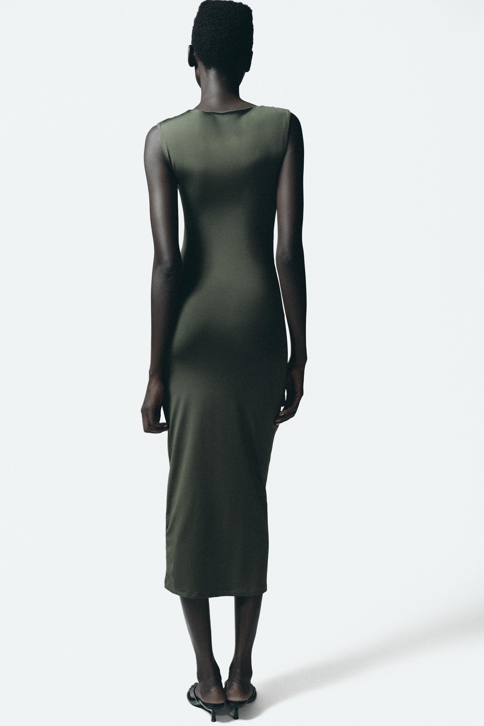 DRESS WITH METAL APPLIQUÉ