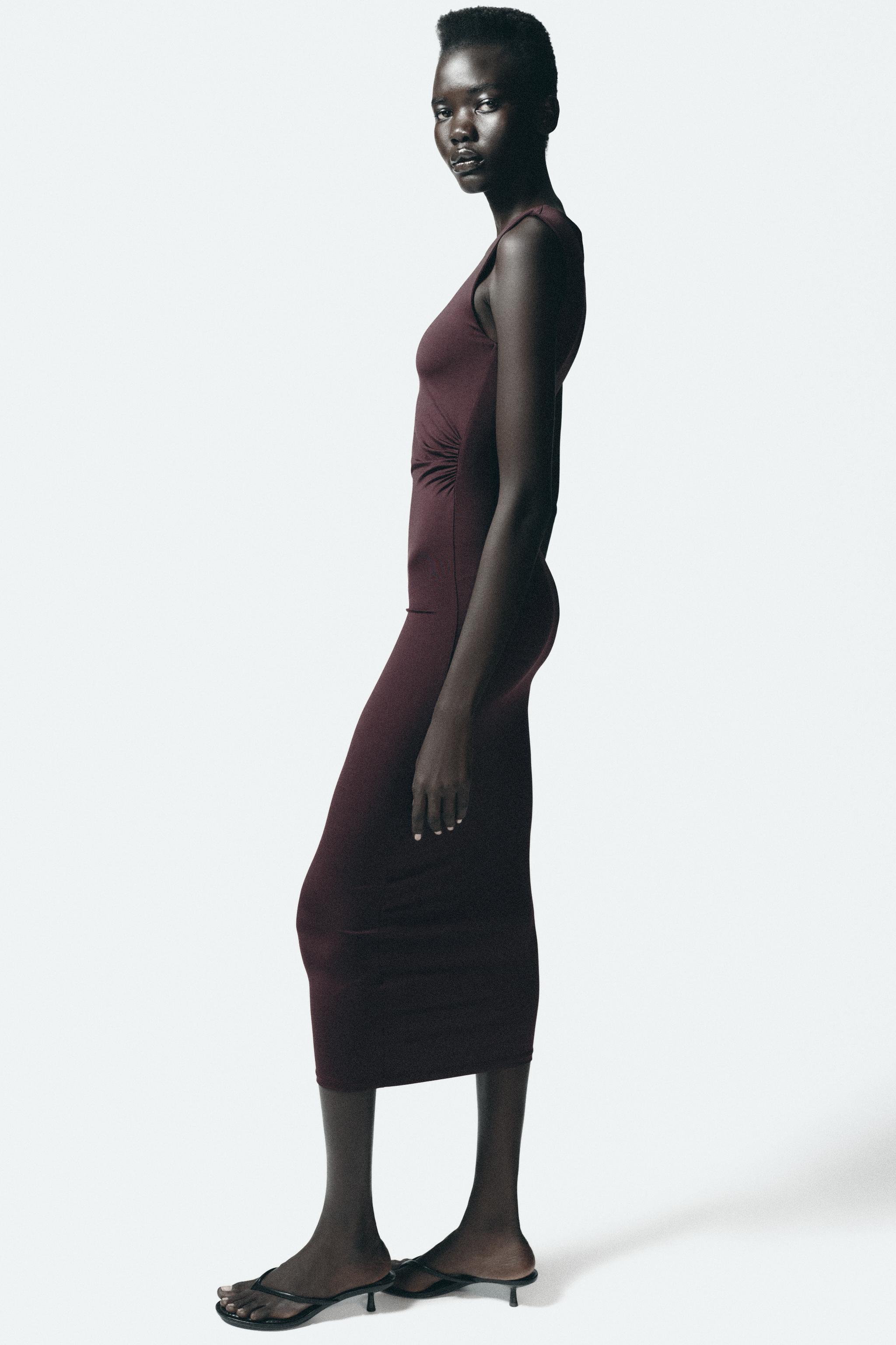 DRESS WITH METAL APPLIQUÉ