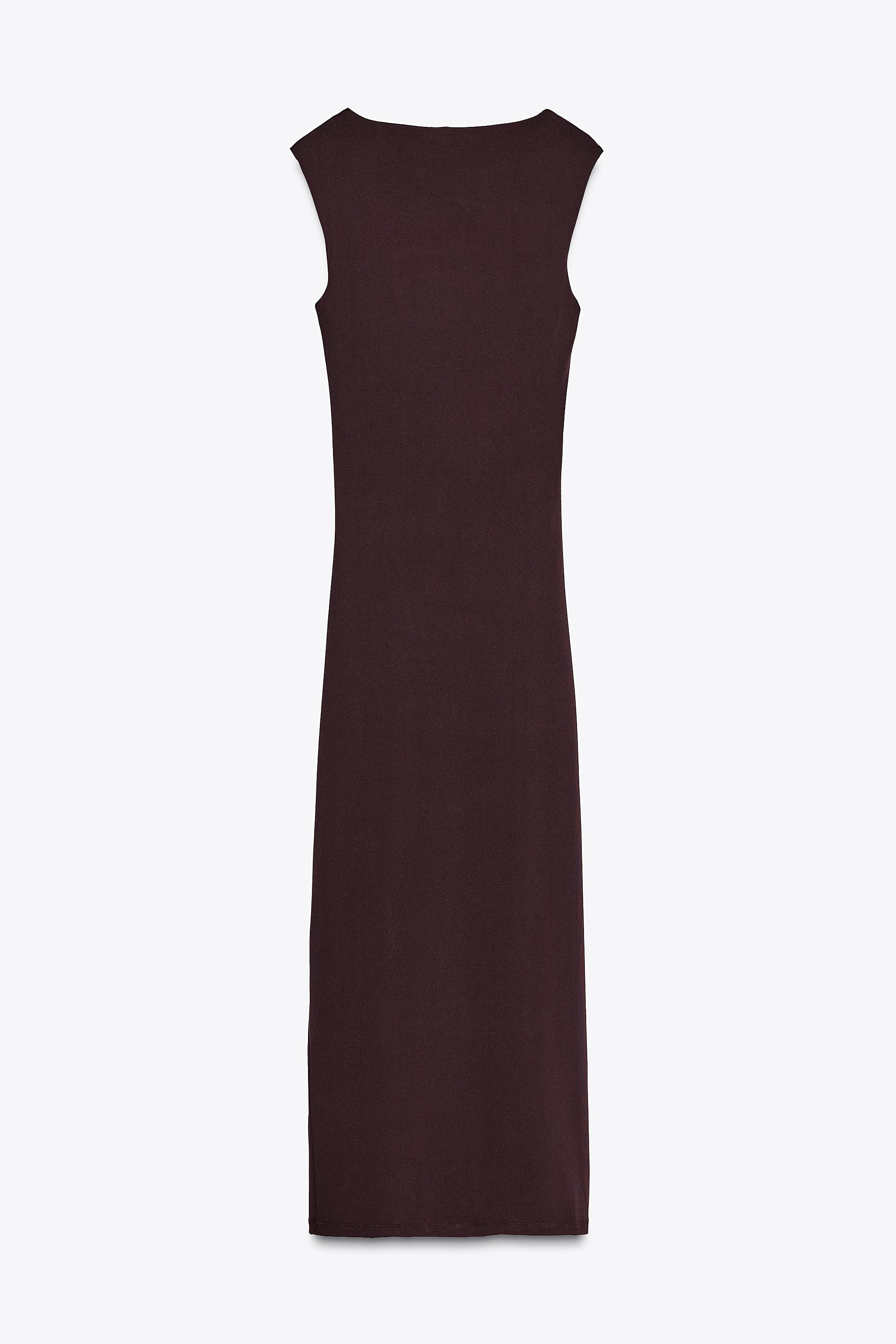 DRESS WITH METAL APPLIQUÉ
