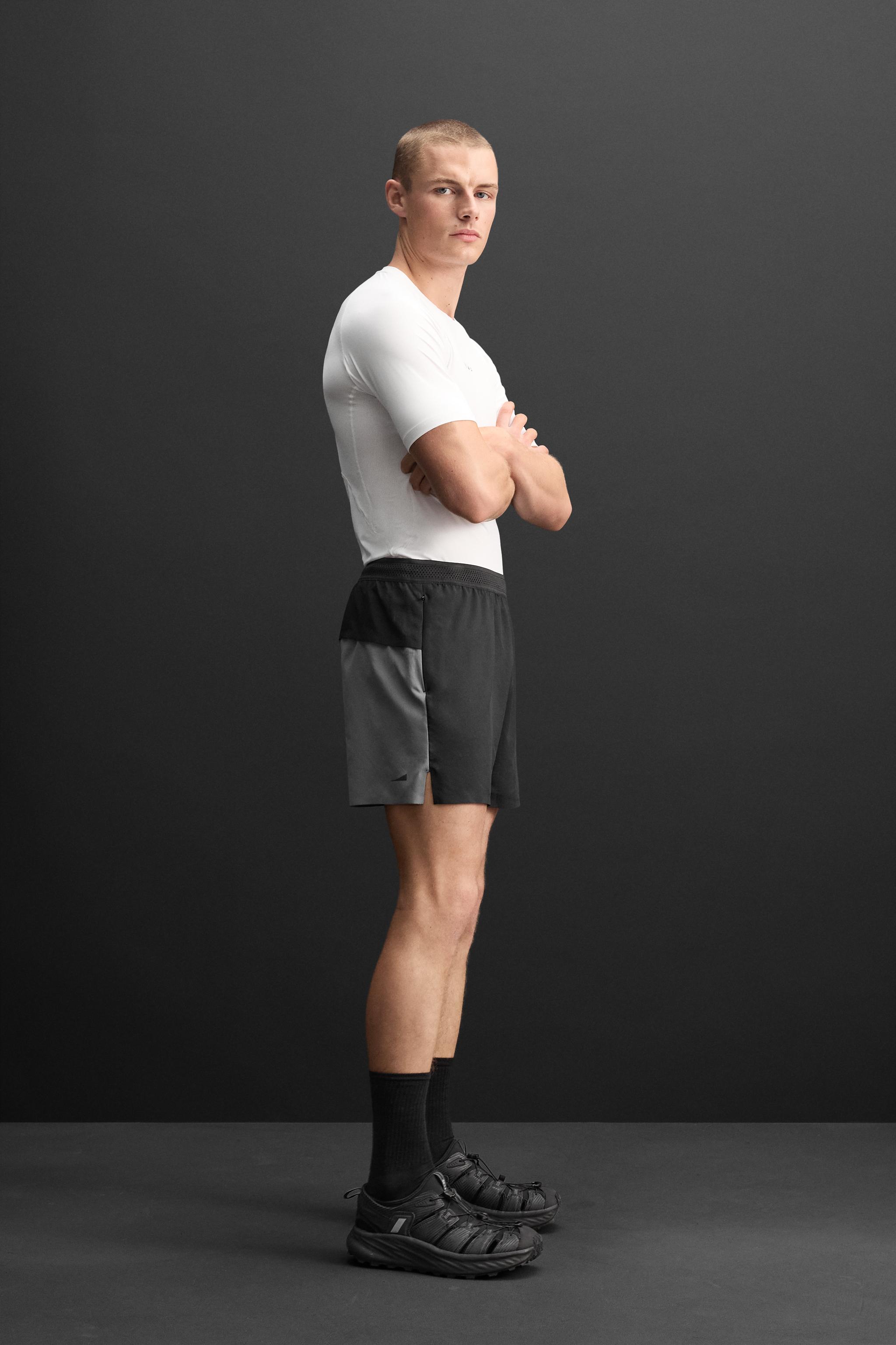 COMPRESSION TRAINING T-SHIRT