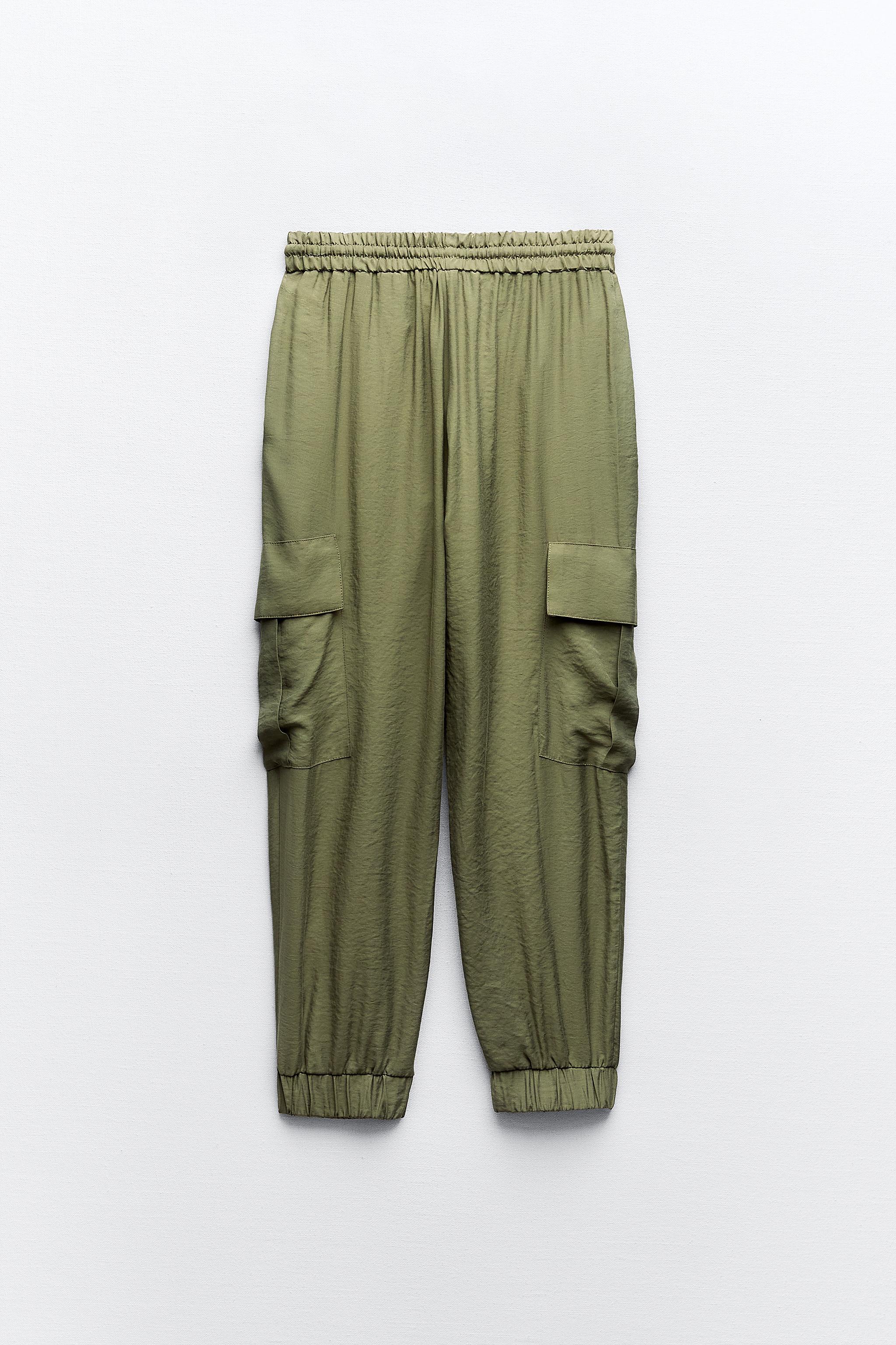 CARGO TROUSERS WITH ELASTICATED WAISTBAND