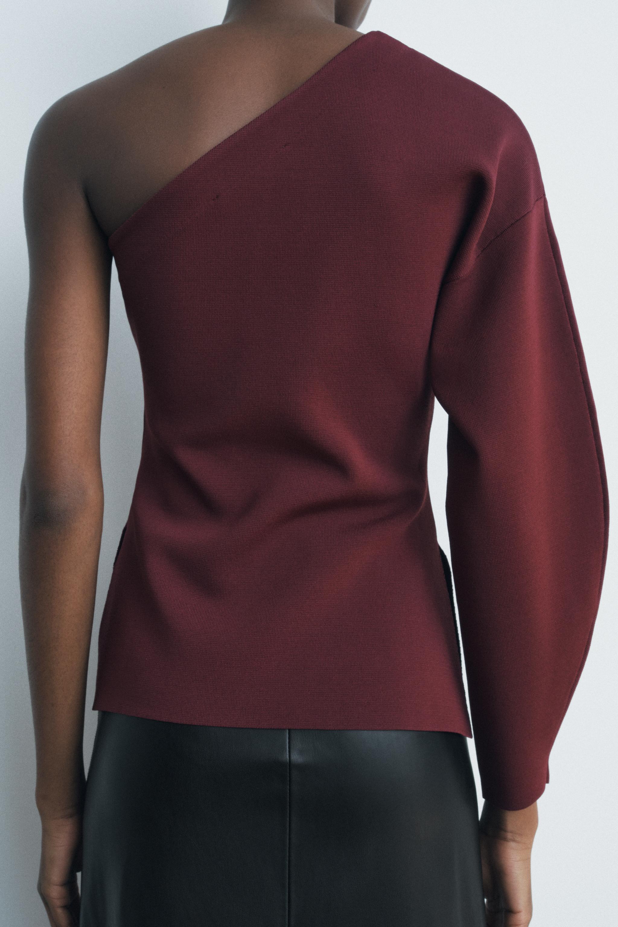 ASYMMETRIC KNIT TOP