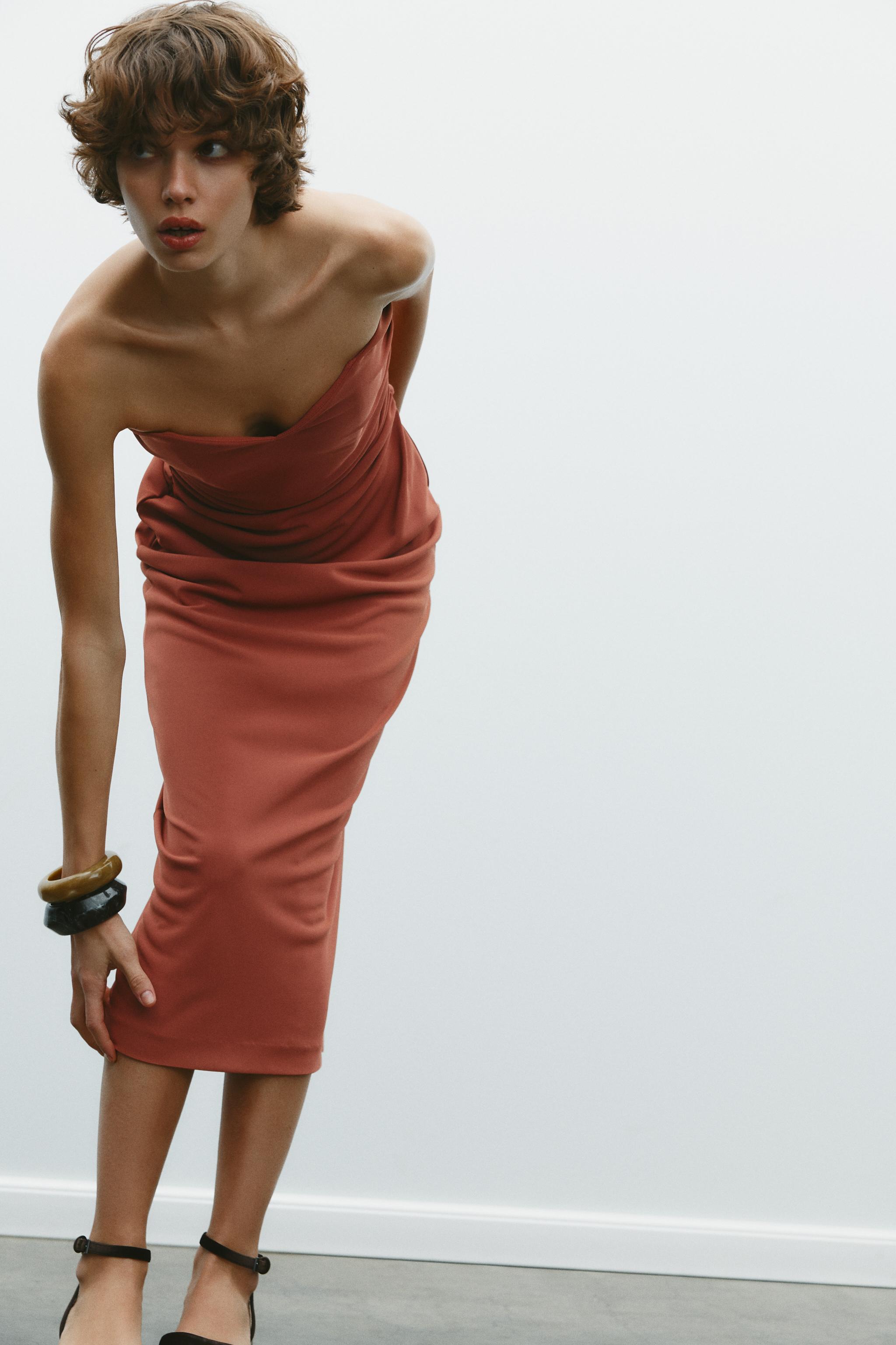 STRAPLESS MIDI DRESS