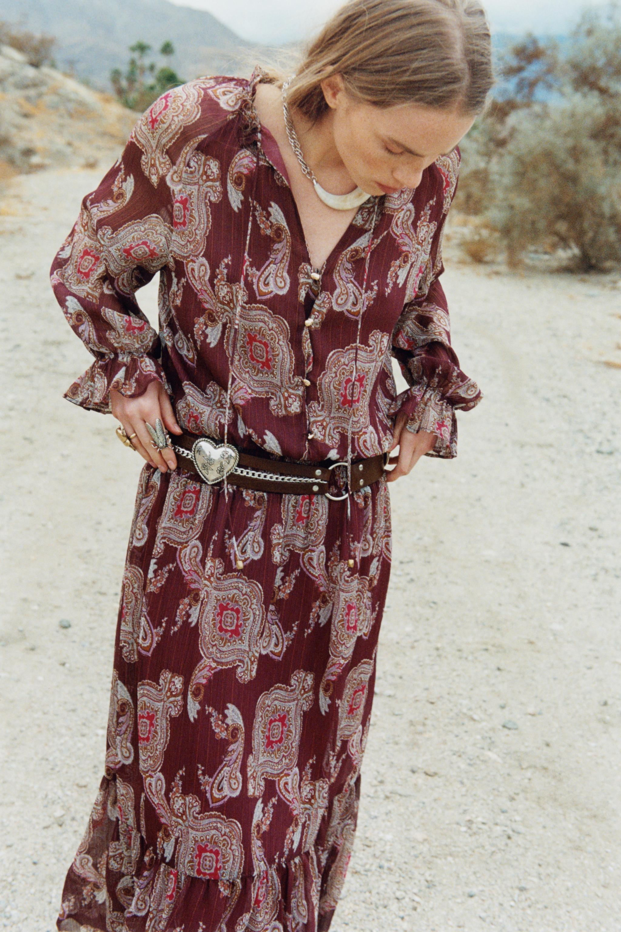 LONG METALLIC THREAD PRINTED DRESS