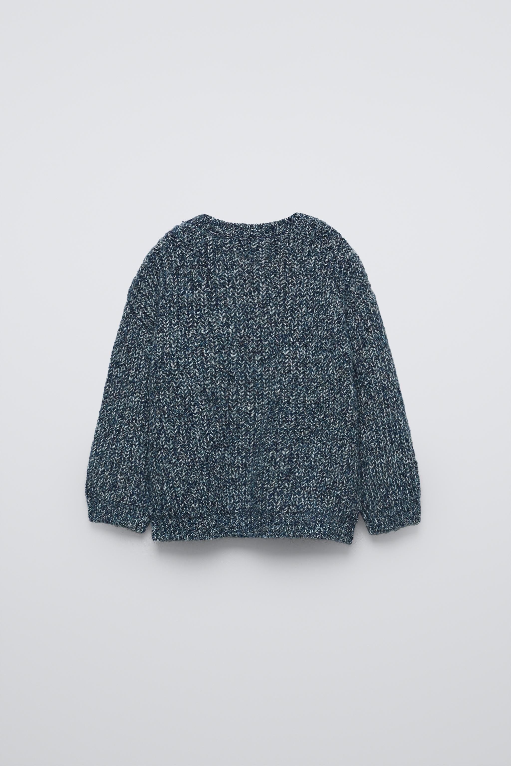 BLENDED KNIT SWEATER