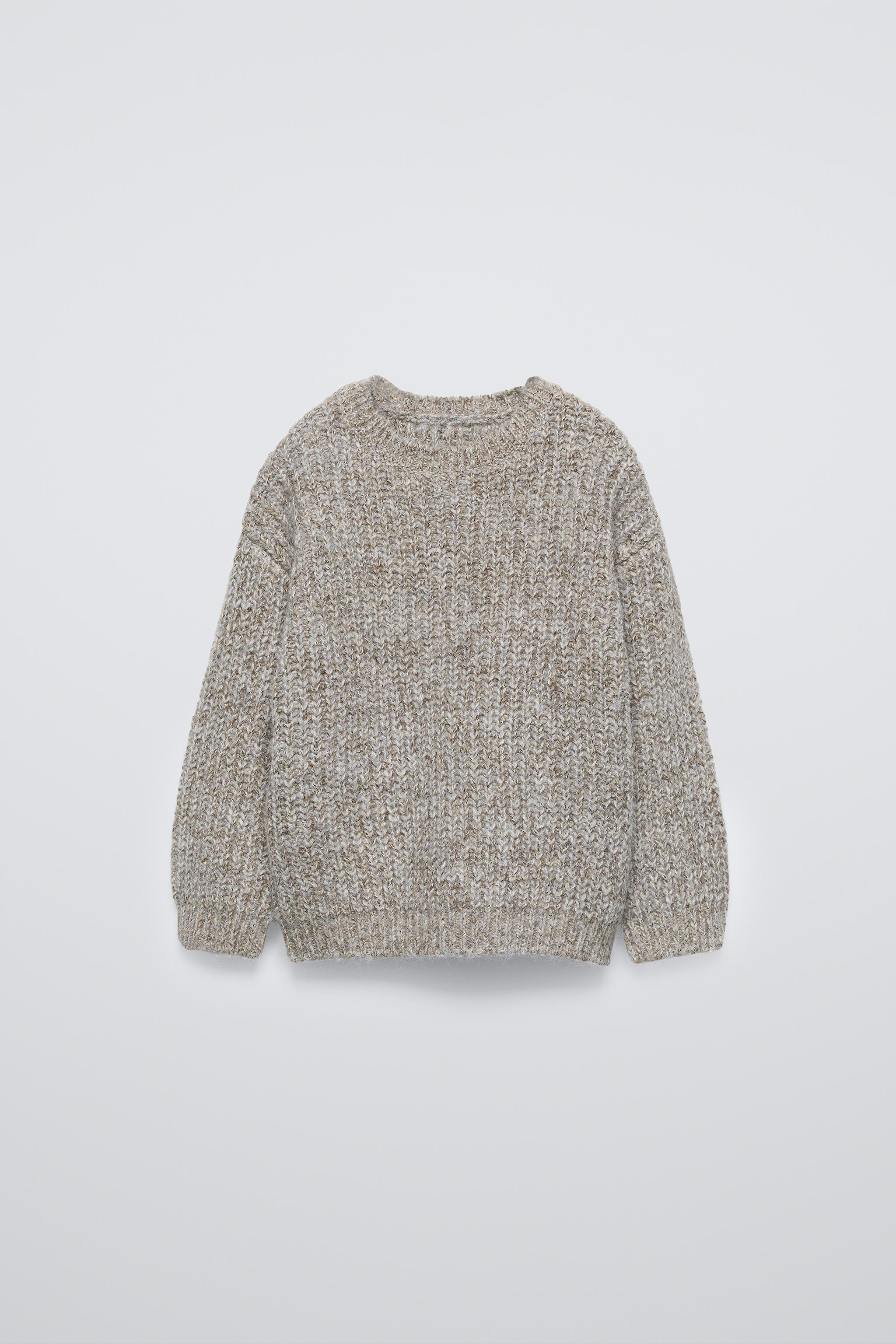 BLENDED KNIT SWEATER