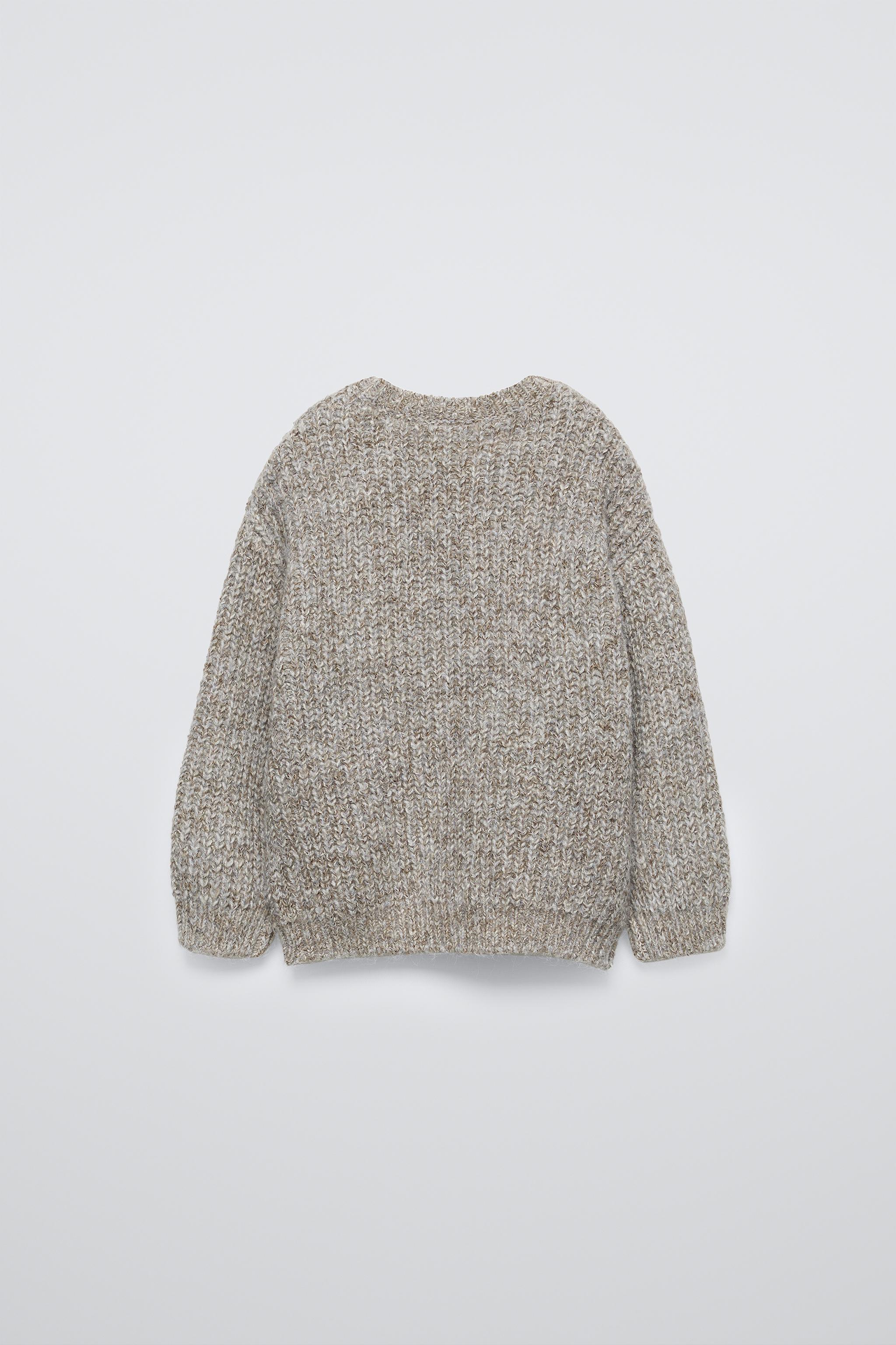 BLENDED KNIT SWEATER