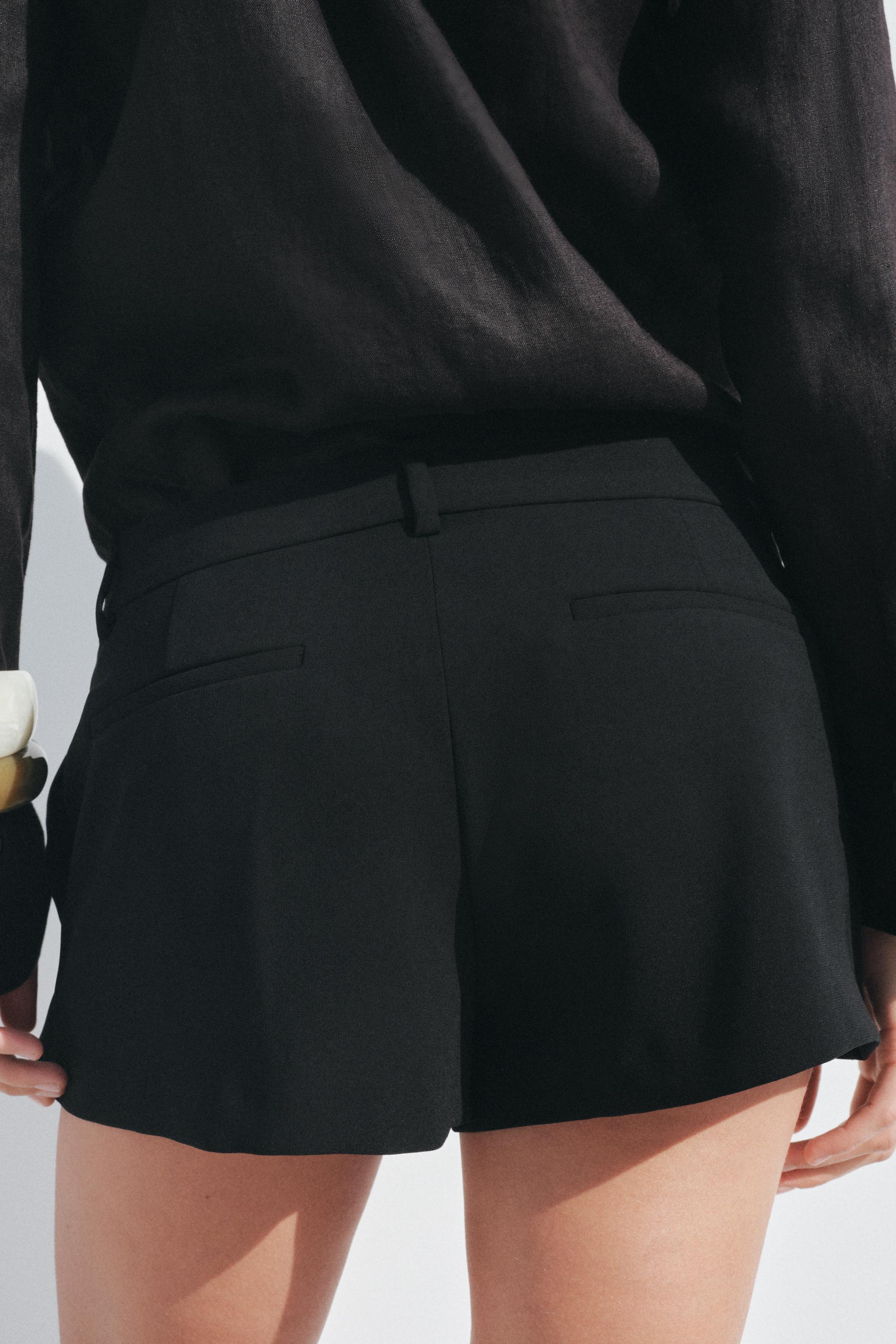 PLEATED SHORTS ZW COLLECTION