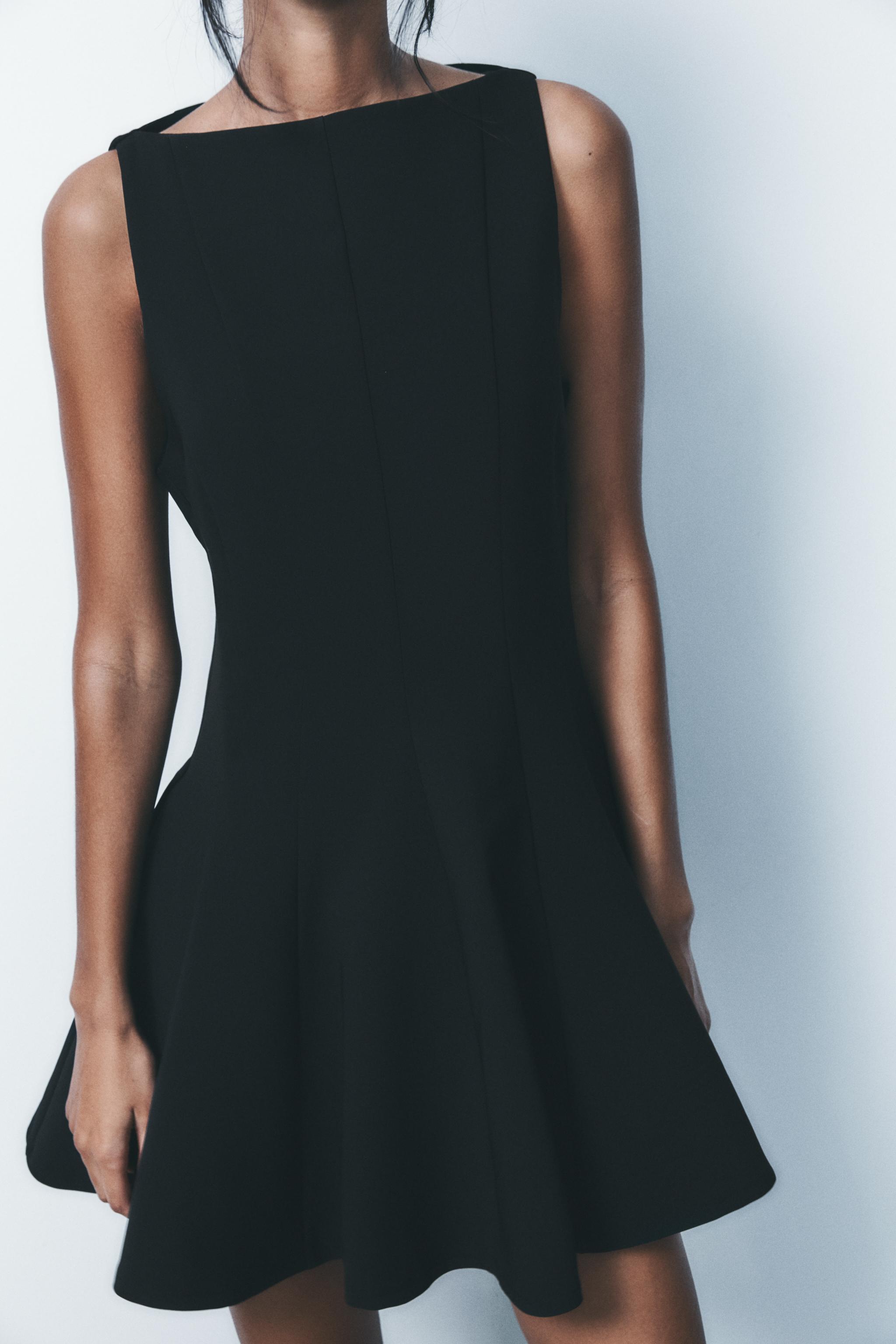 SHORT FLARED DRESS