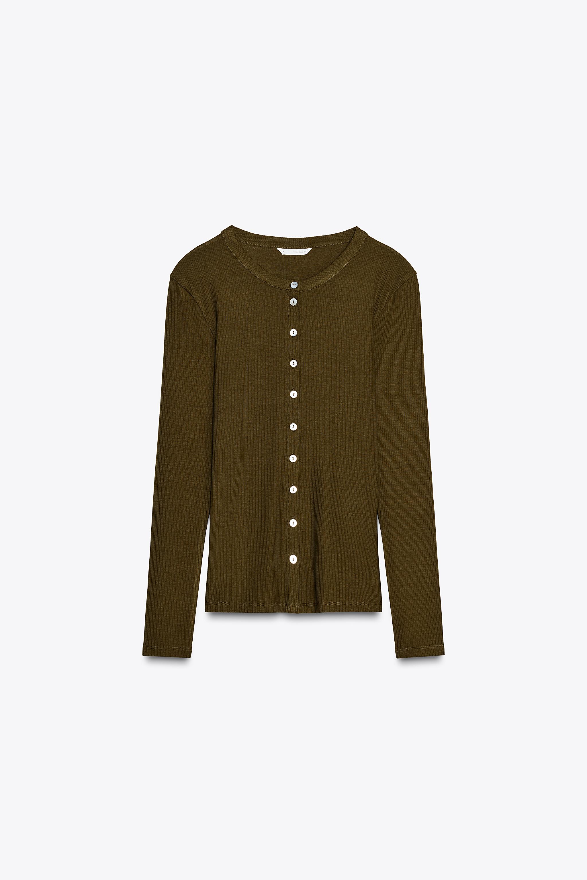 BUTTONED RIBBED T-SHIRT