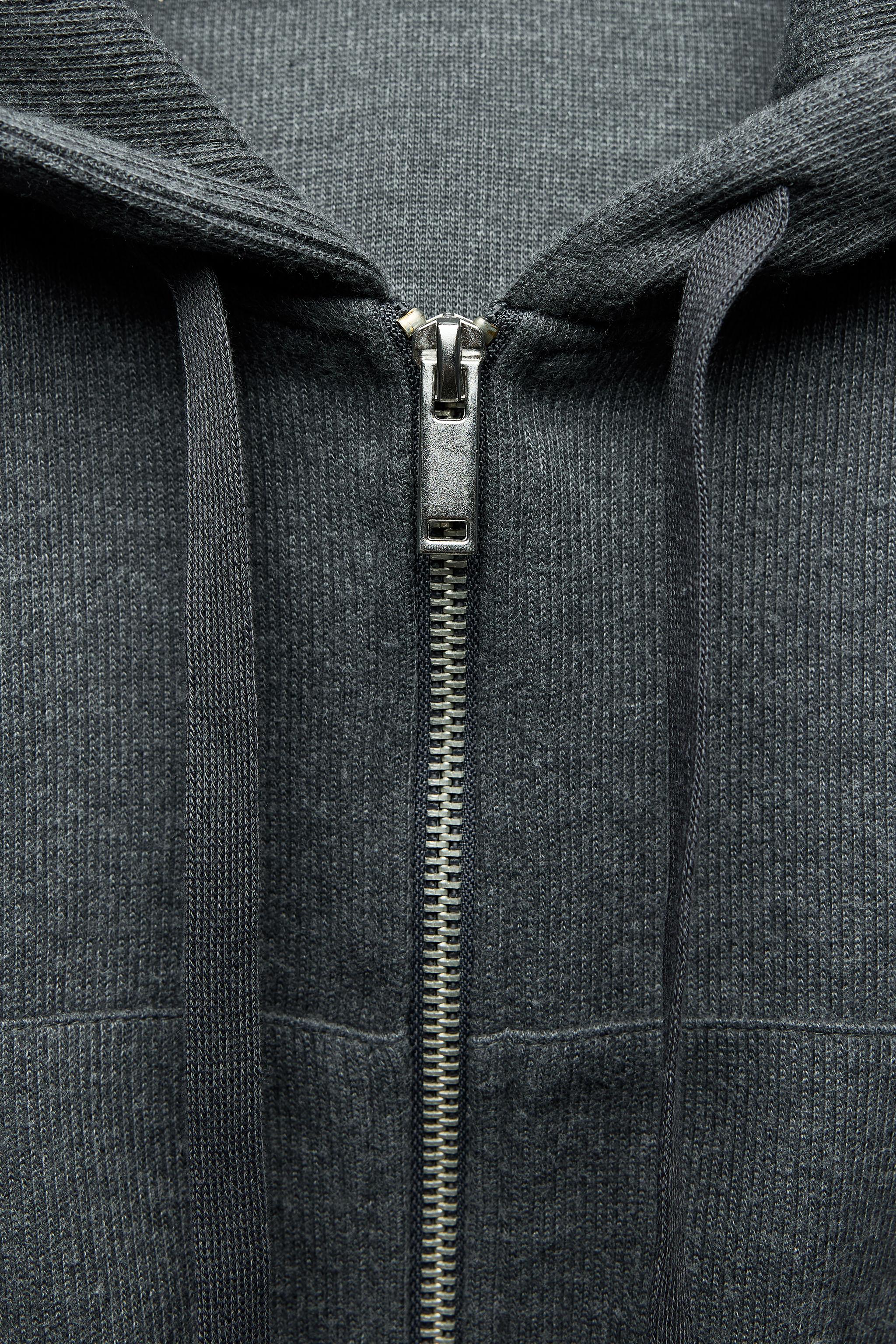 SOFT HOODIE