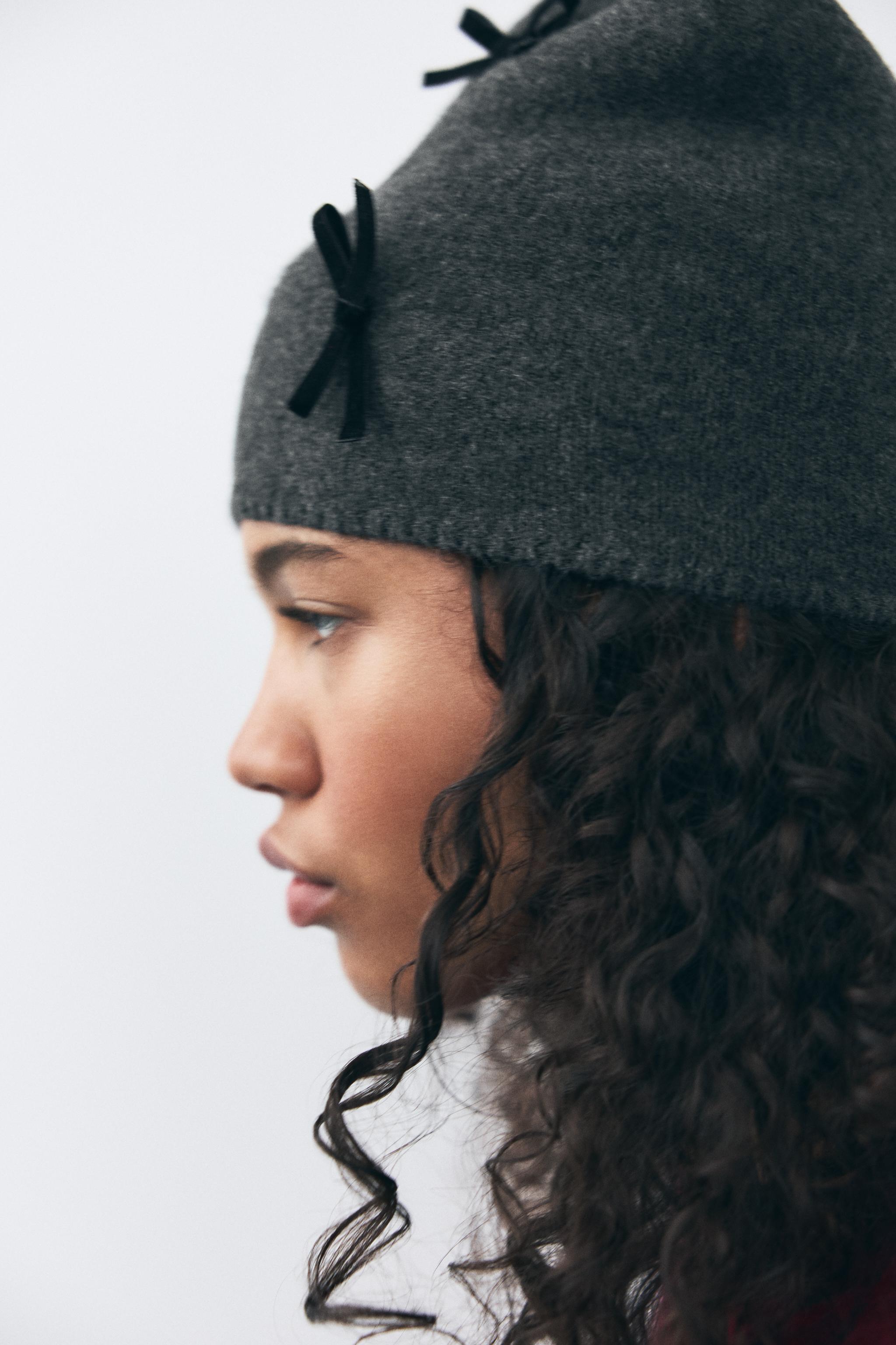 BOW DETAIL KNIT BEANIE