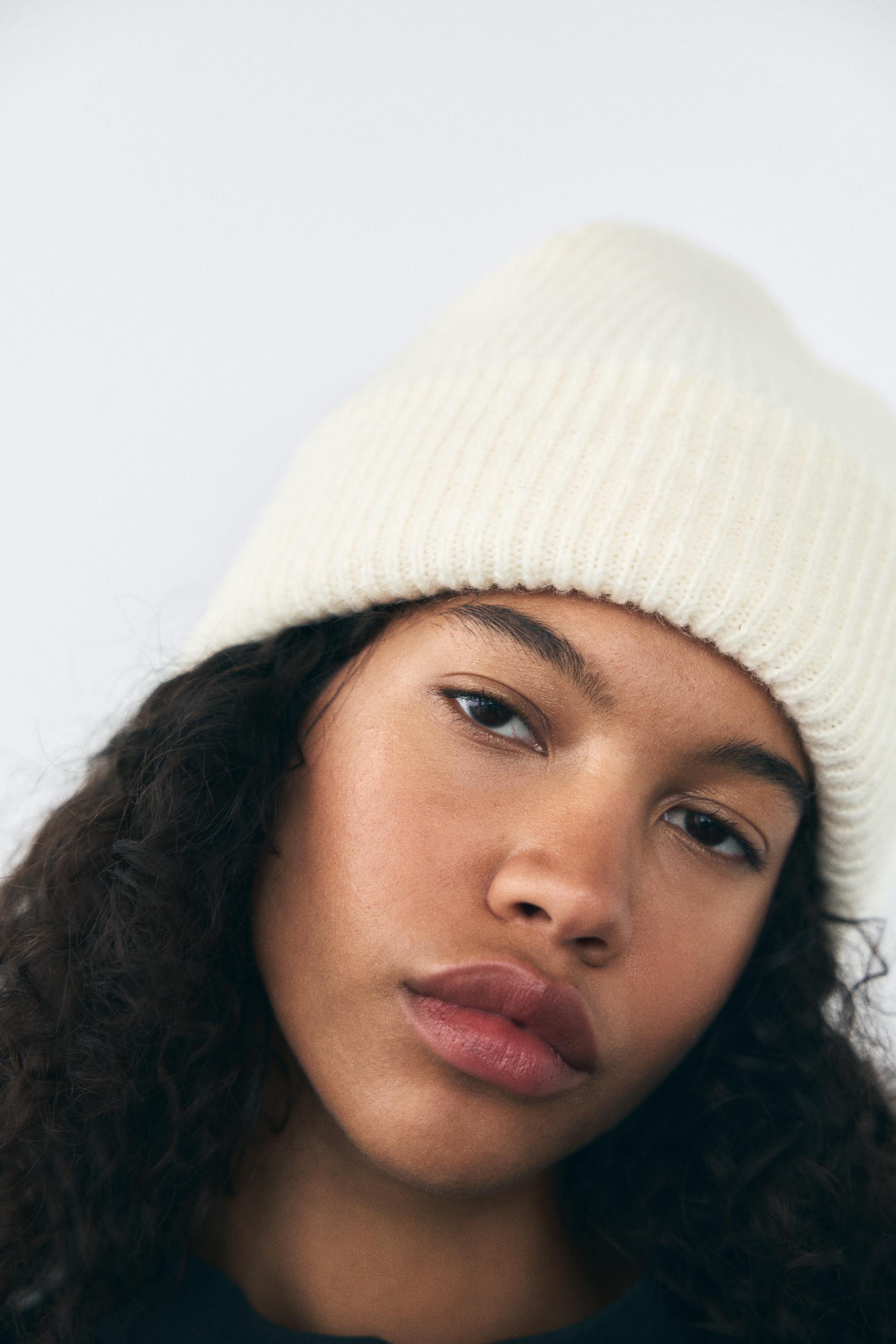 TURN-UP KNIT BEANIE