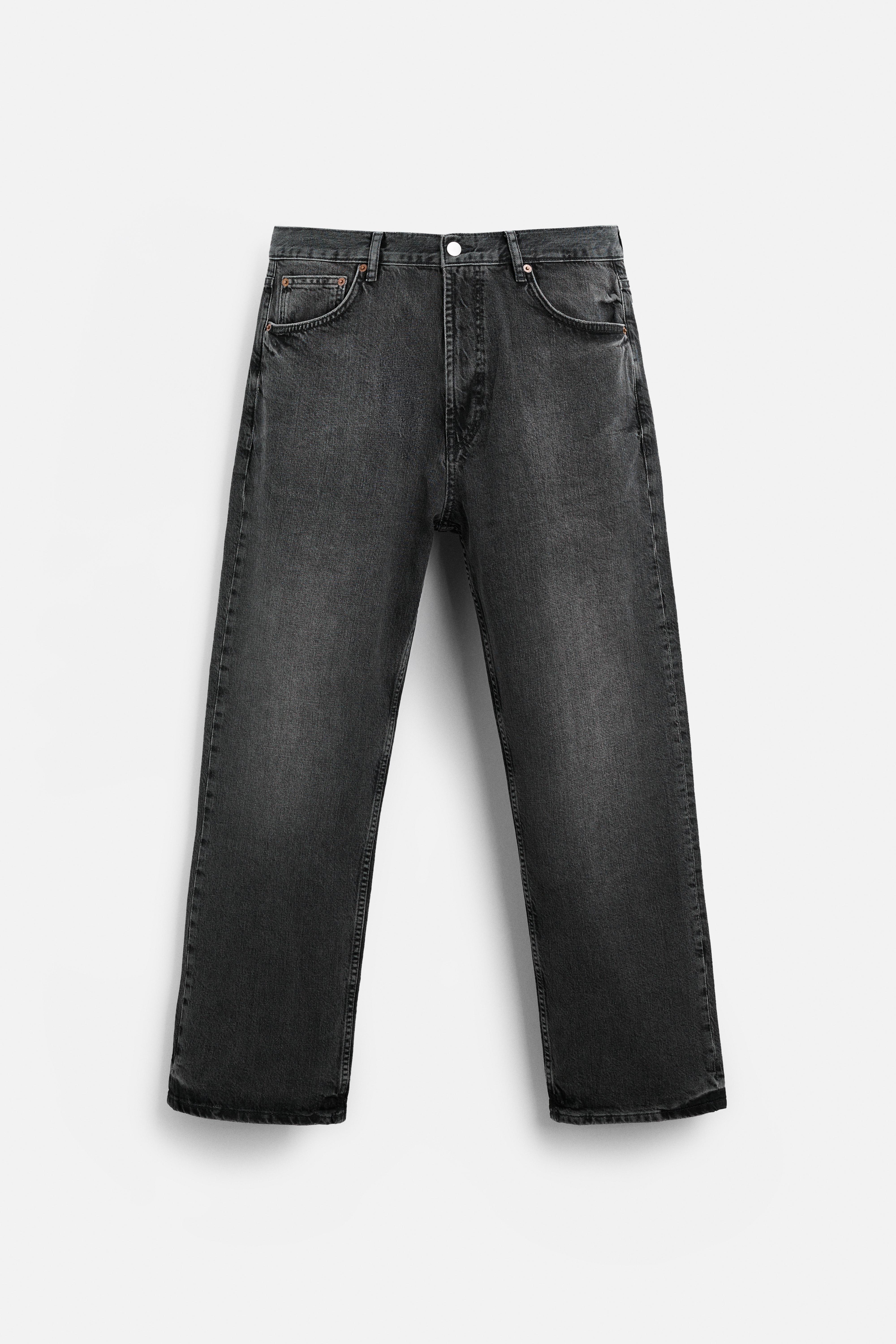 RELAXED STRAIGHT-LEG JEANS