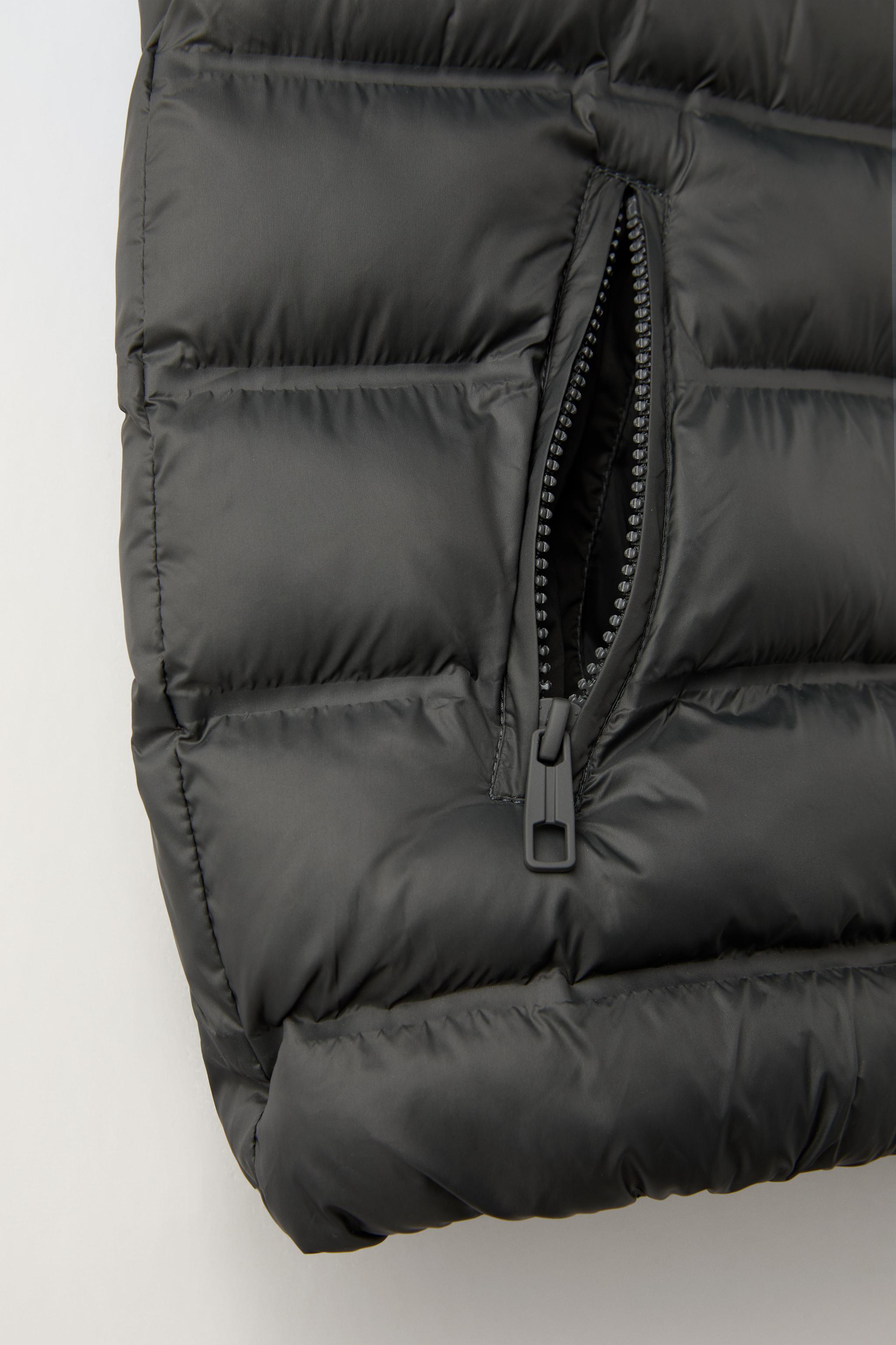 EXTRA LIGHTWEIGHT HOODED GILET