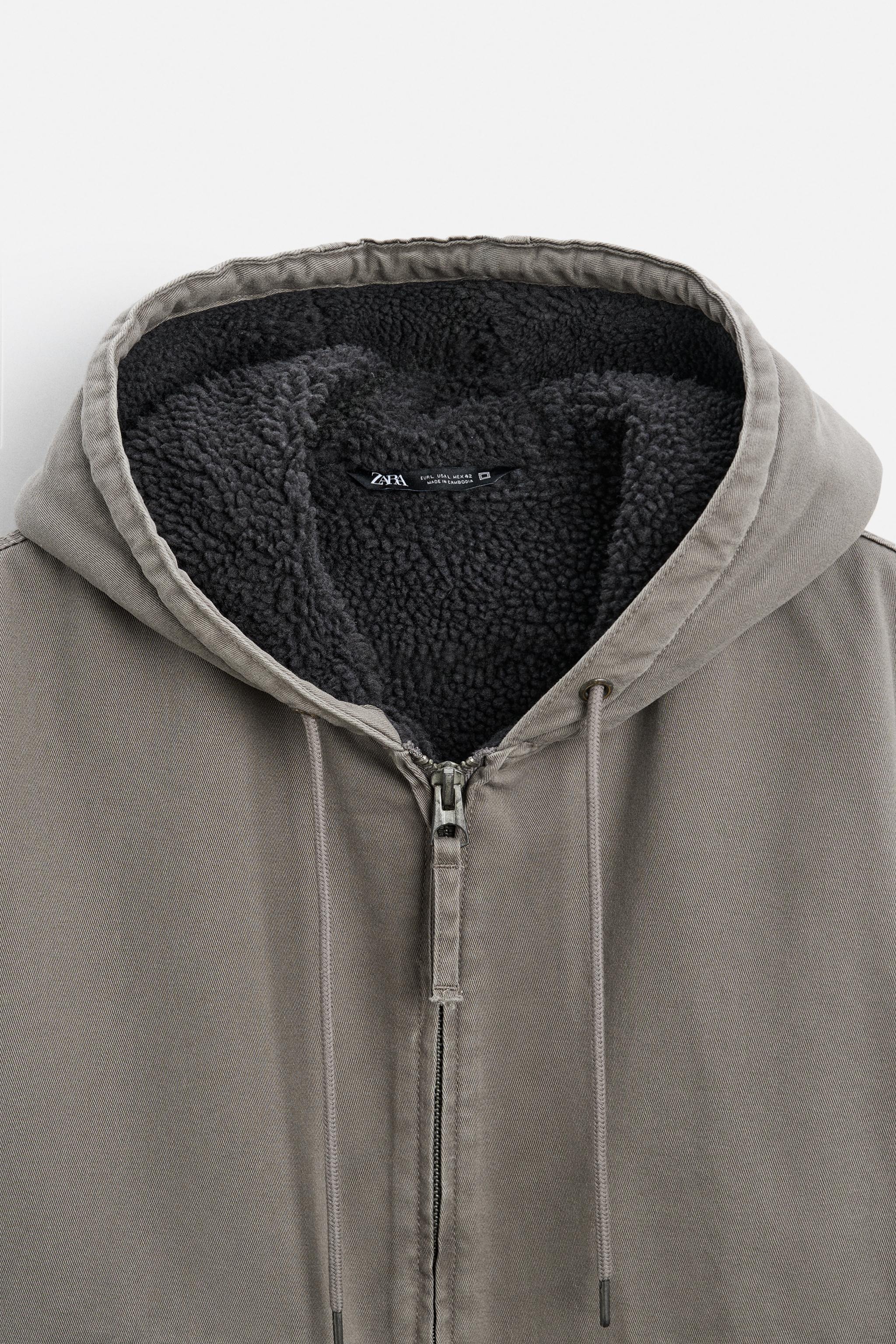 JACKET WITH CONTRASTING HOOD