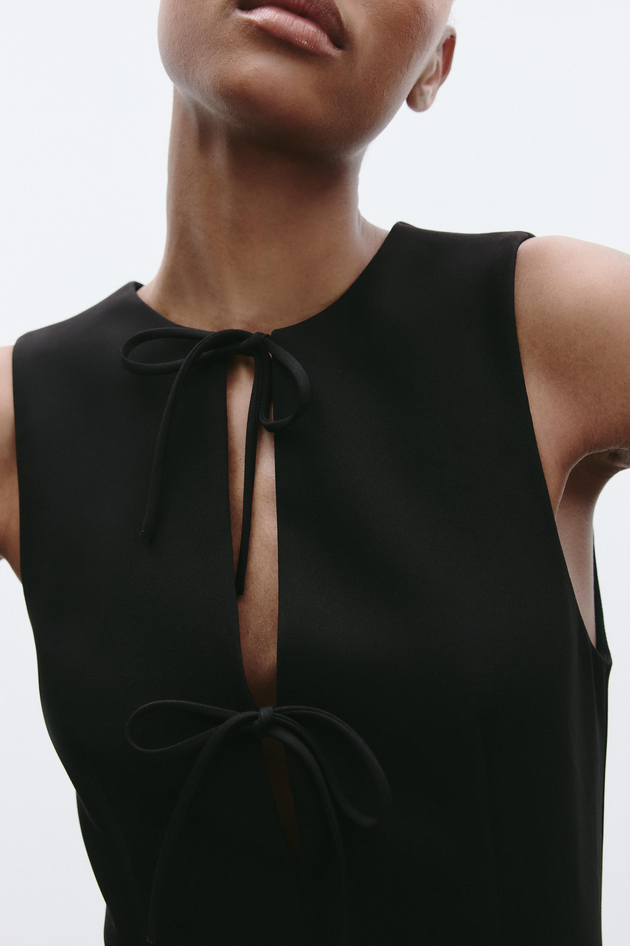 SHORT DRESS WITH BOWS AND GODET HEM
