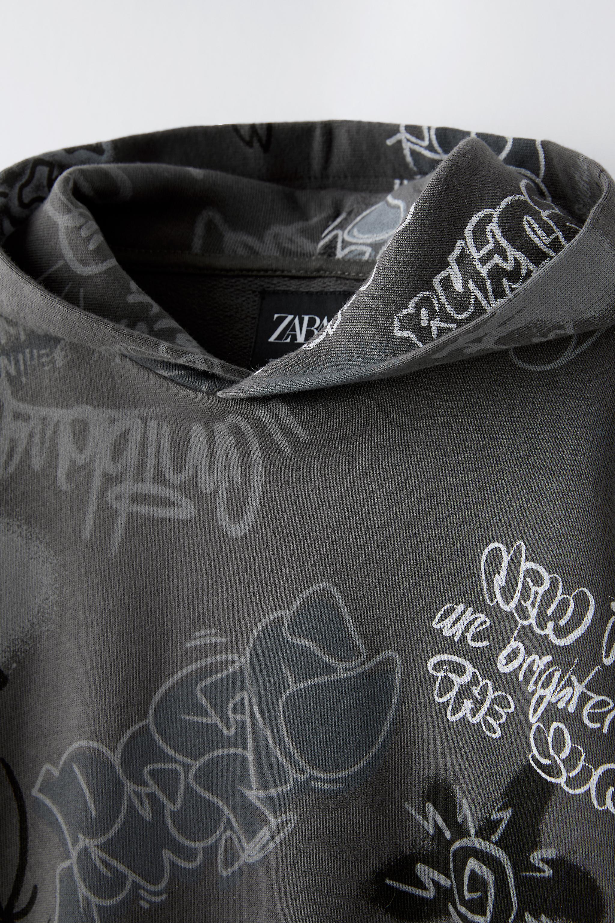 GRAFFITI HOODIE