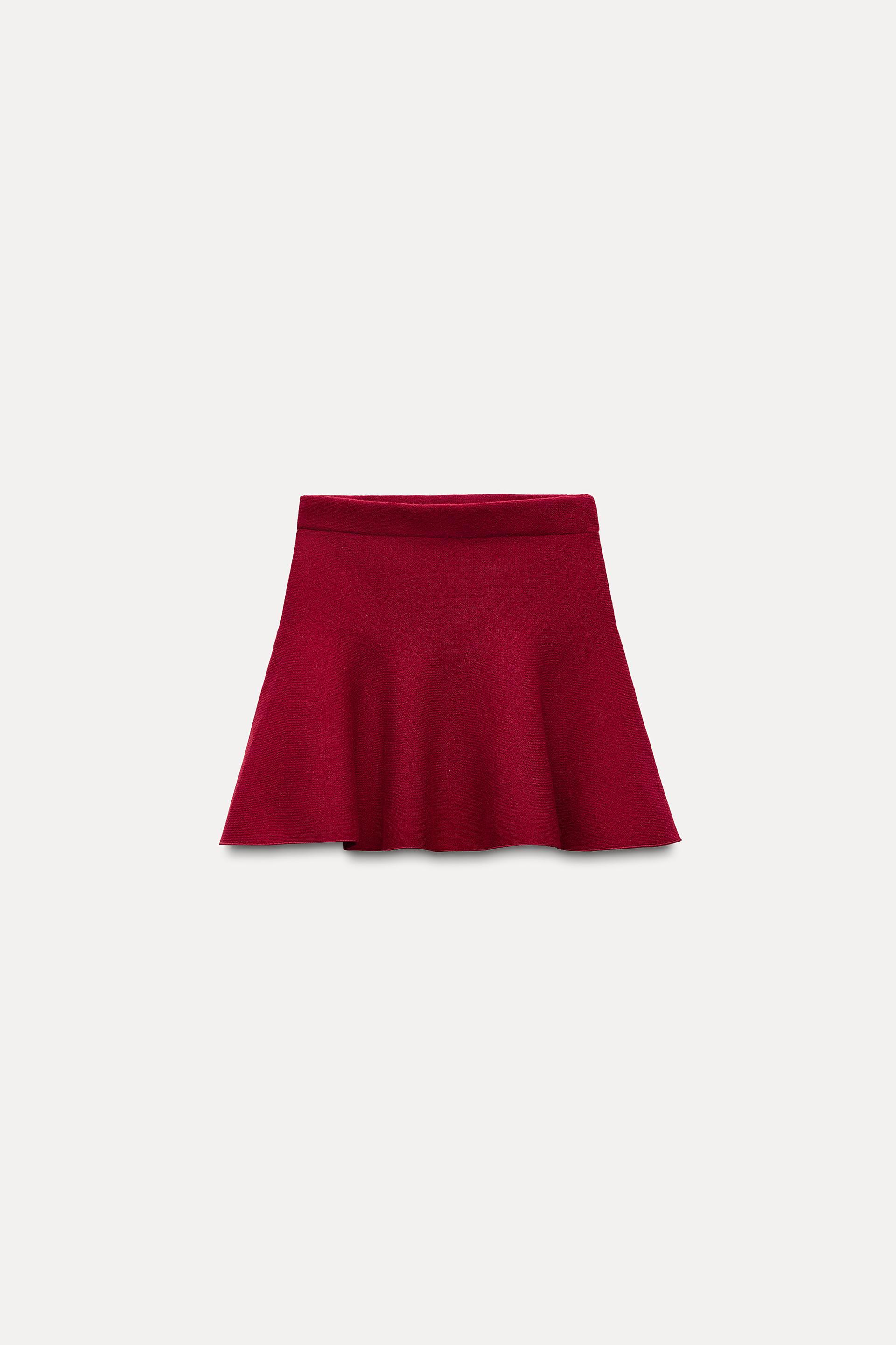 SHORT FLARED SKIRT