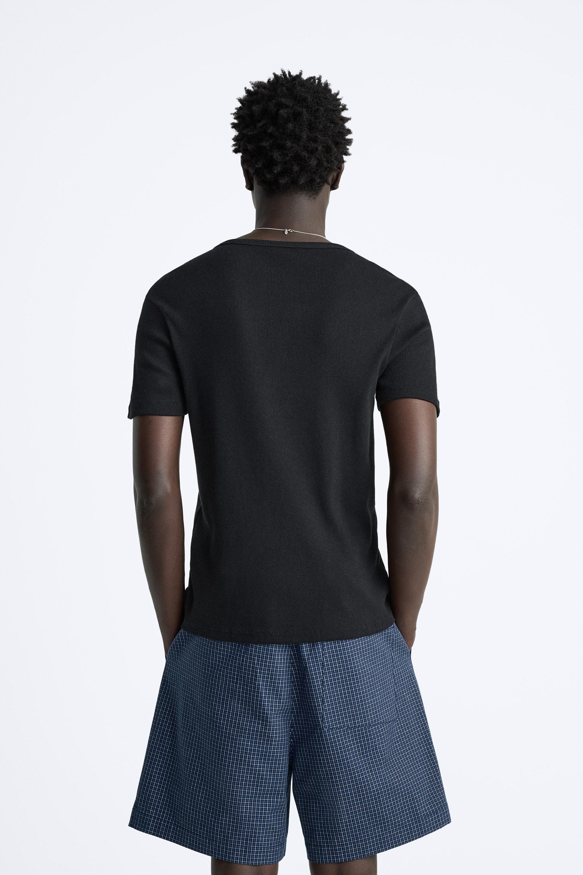 BASIC RIBBED T-SHIRT