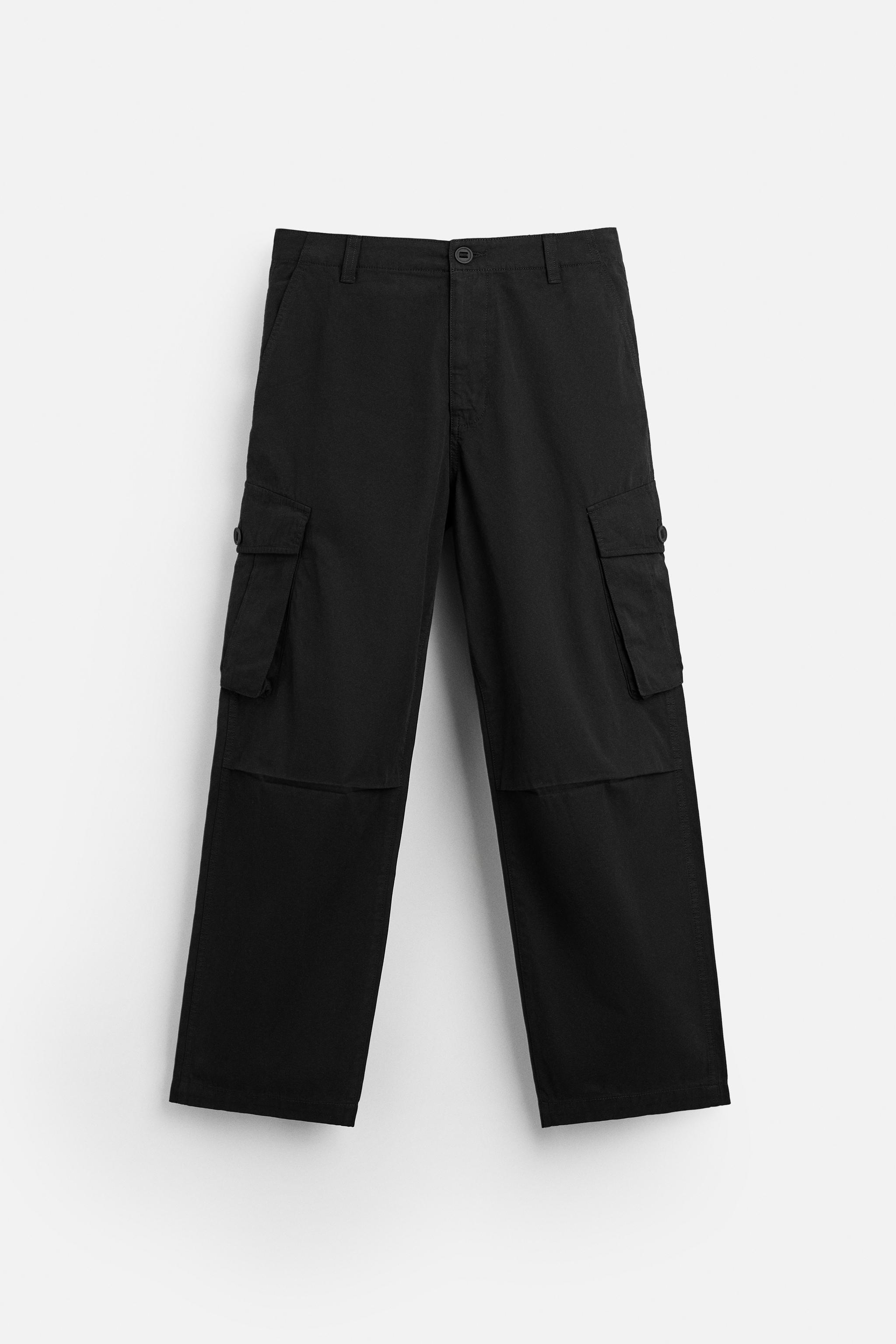 RELAXED FIT CARGO TROUSERS