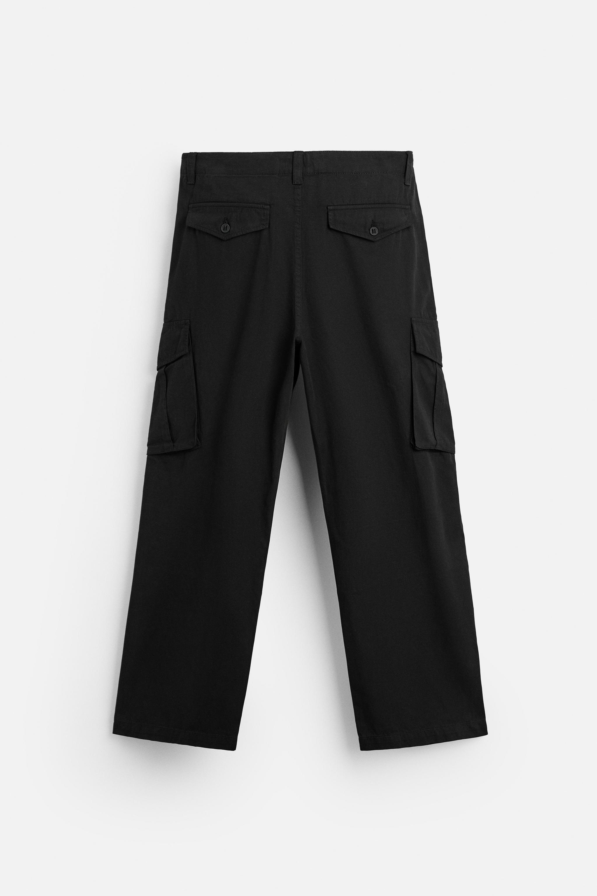 RELAXED FIT CARGO TROUSERS