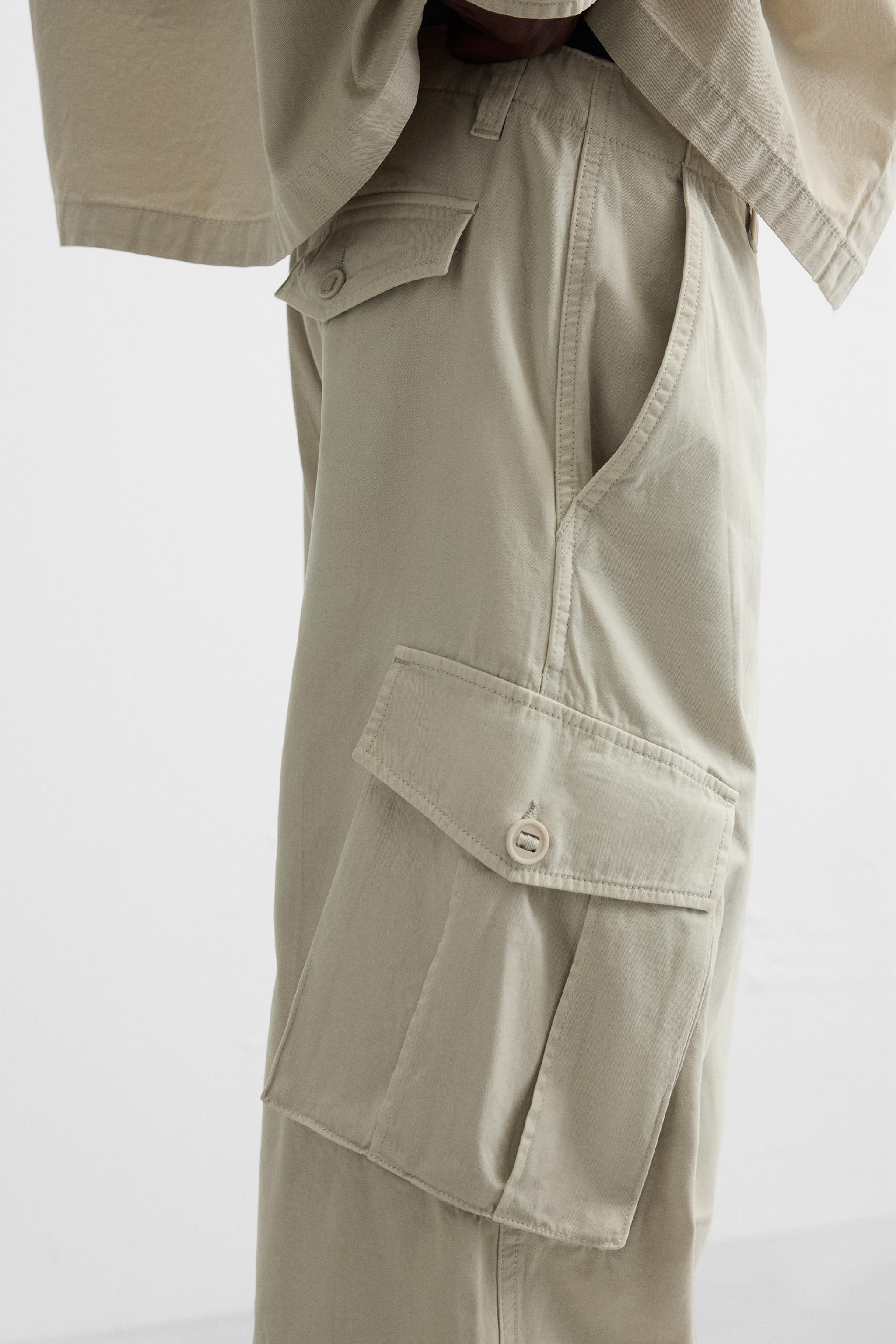 RELAXED FIT CARGO TROUSERS