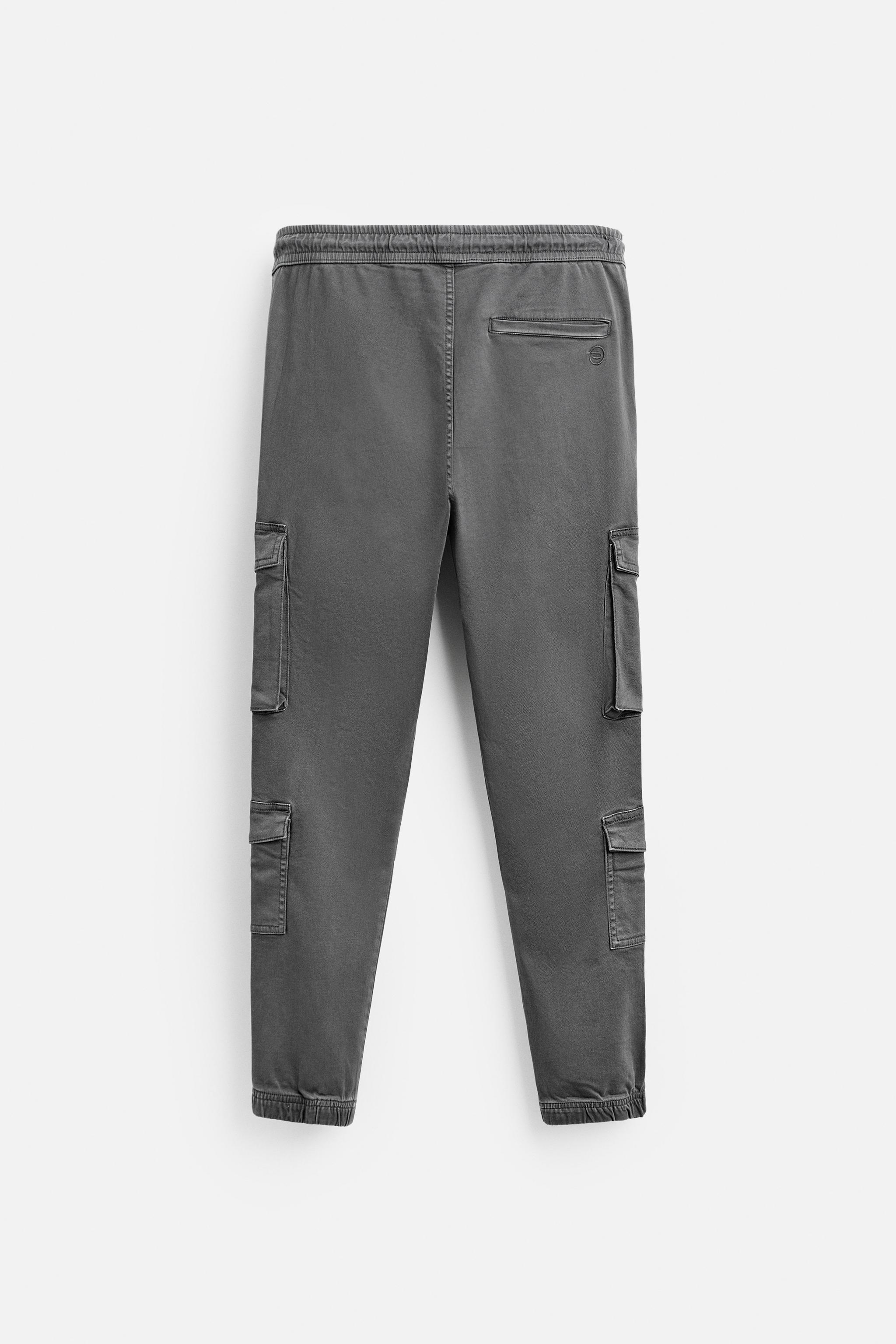 CARGO TROUSERS WITH POCKETS