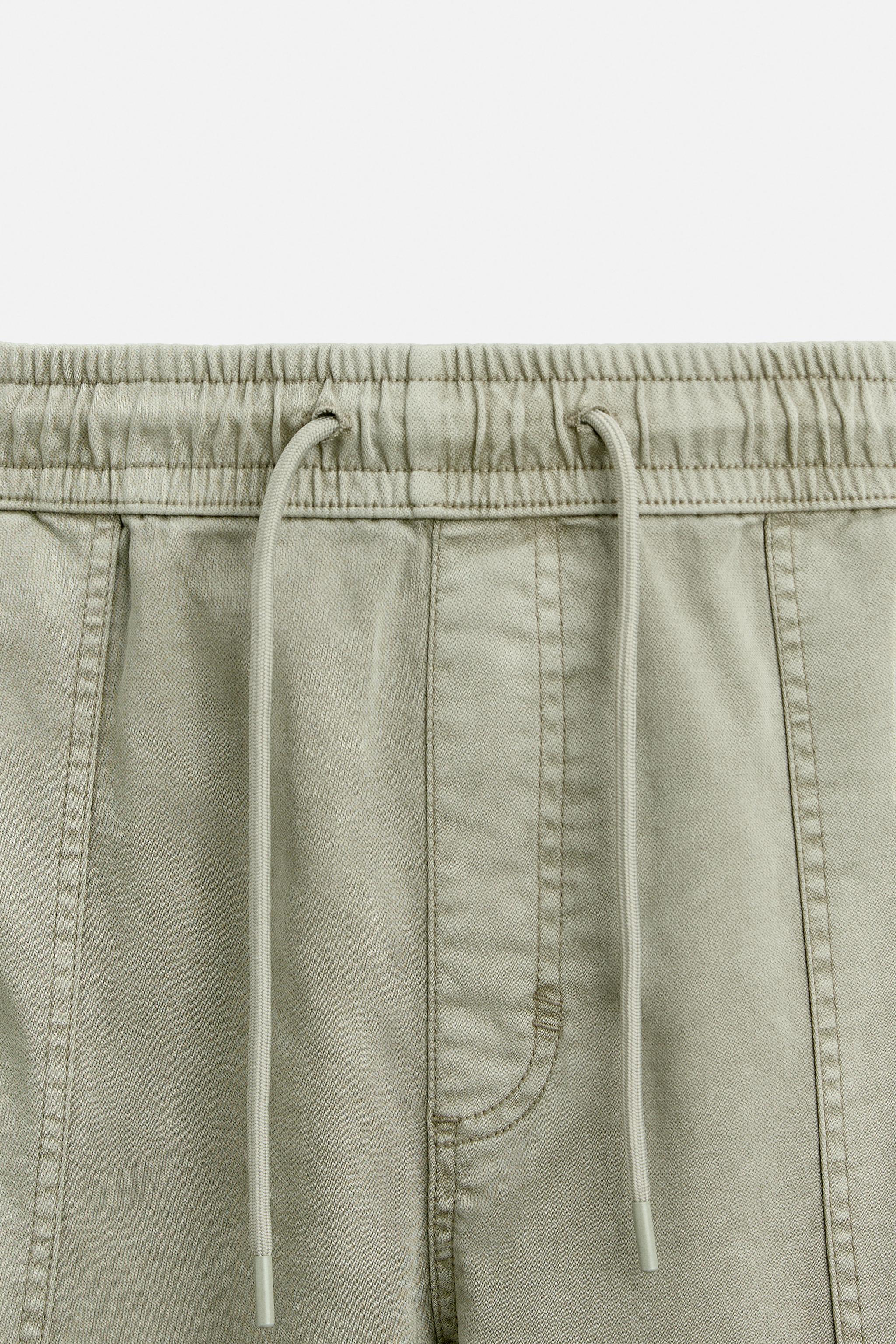 CARGO TROUSERS WITH POCKETS