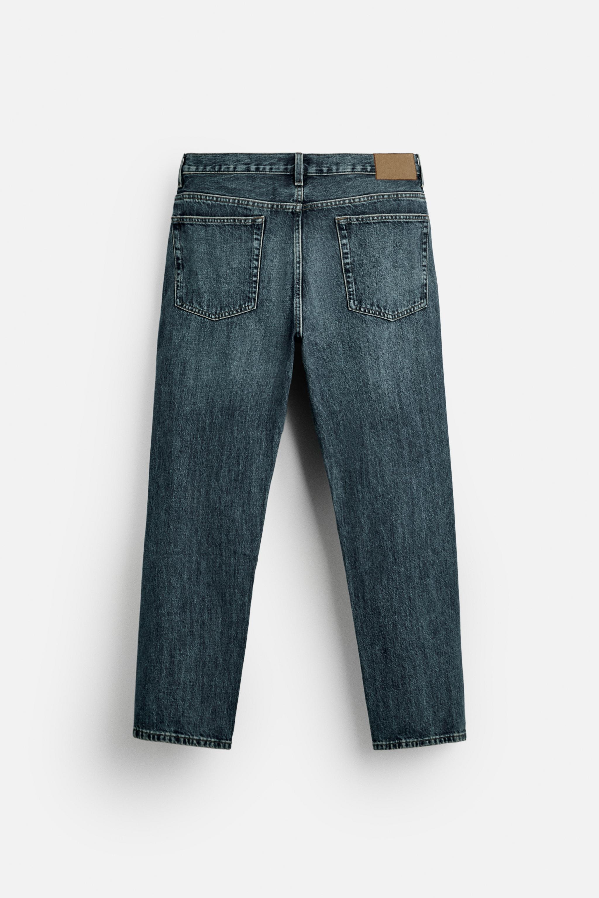 STRAIGHT-LEG JEANS