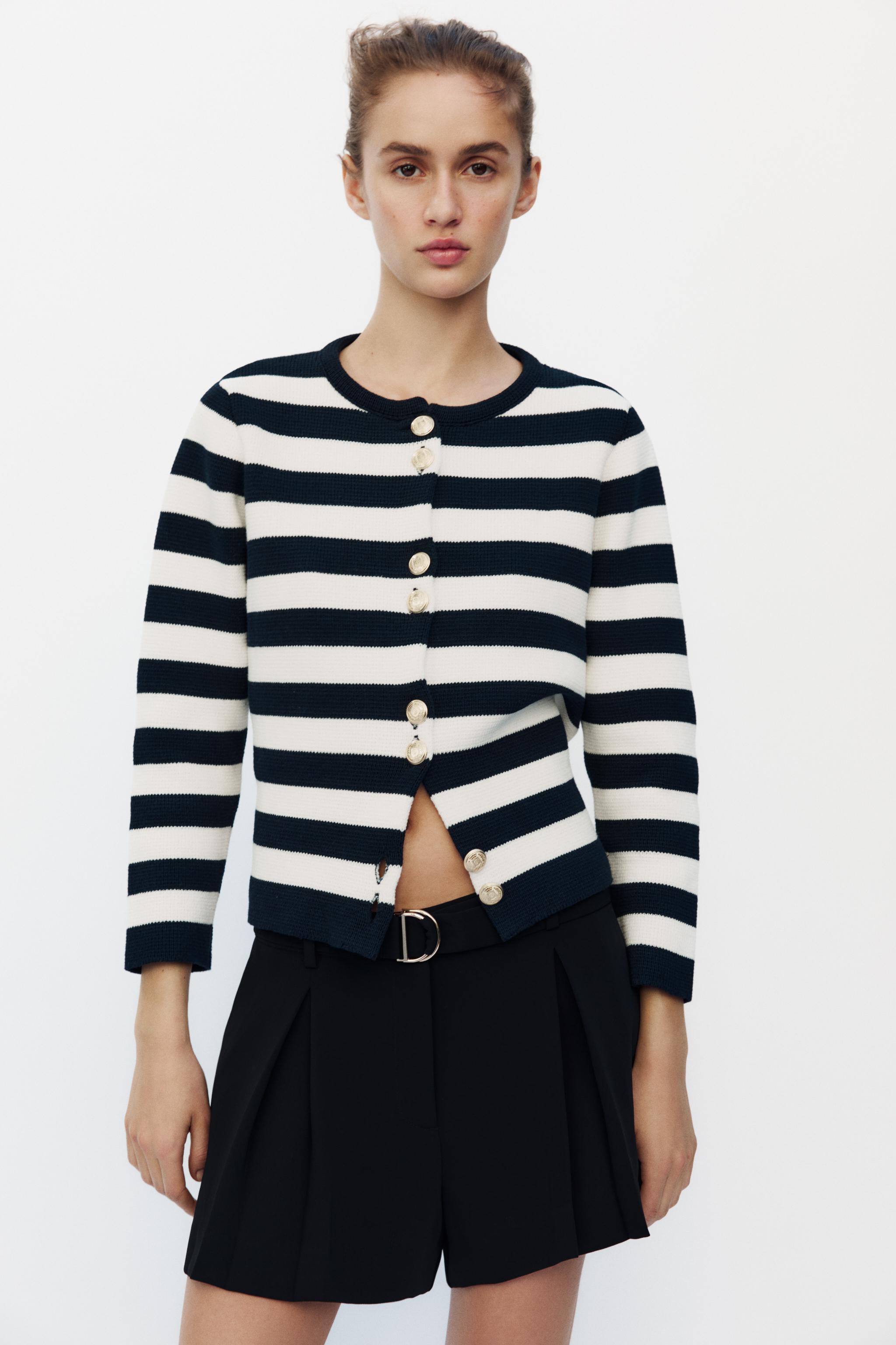 DARTED BERMUDA SHORTS WITH BELT