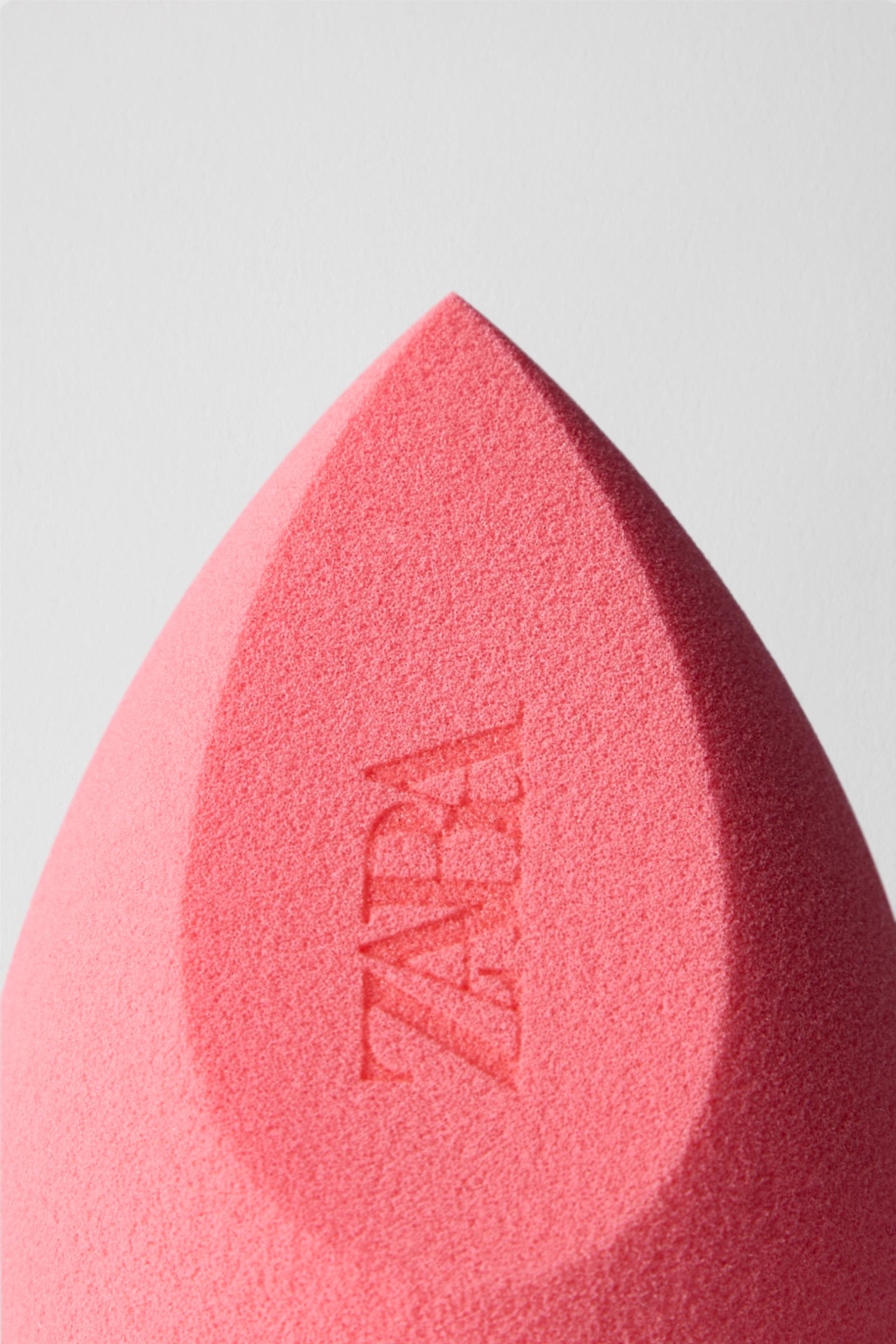 PINK BEAUTY BLENDER