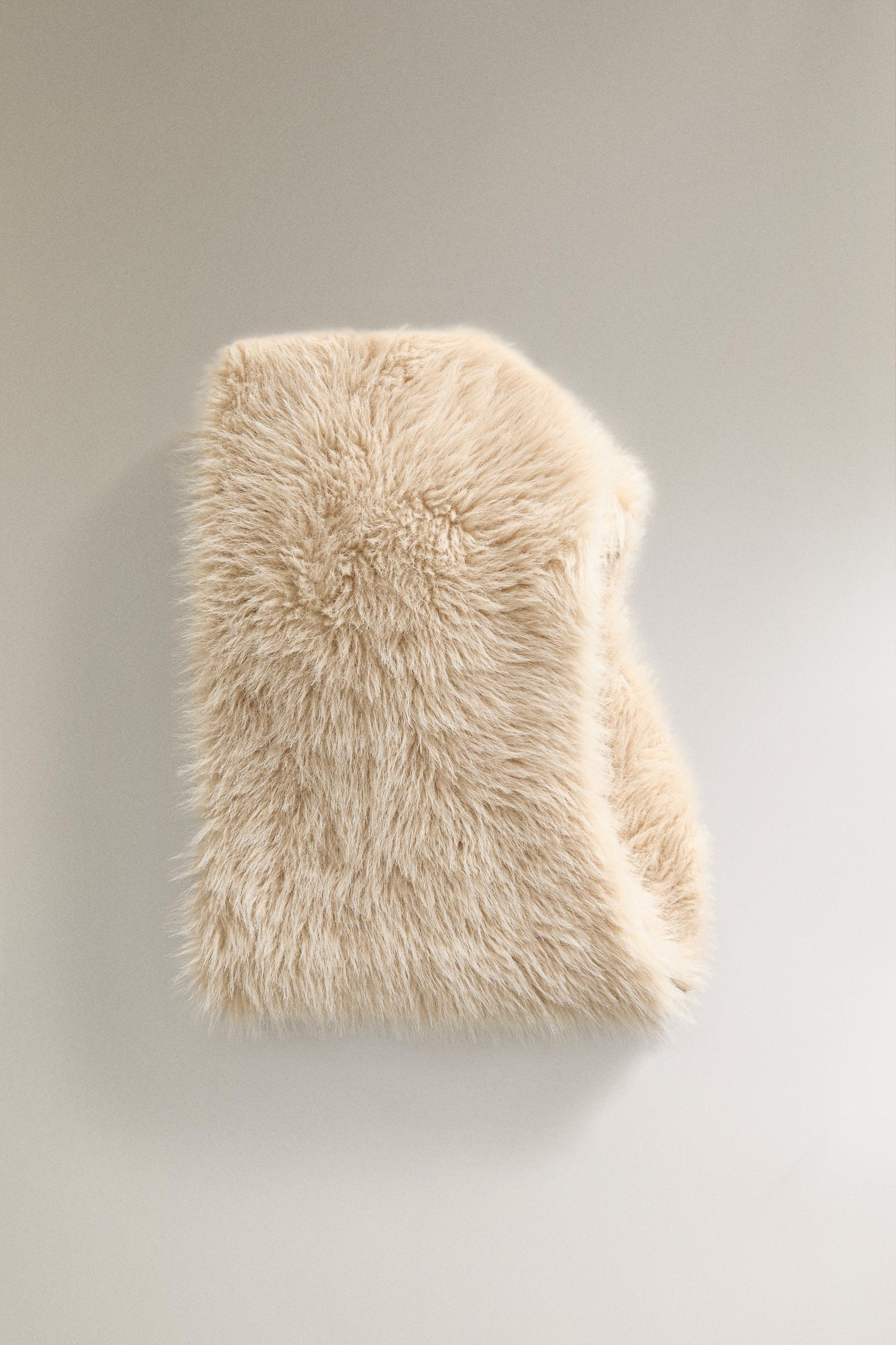 LONG FAUX FUR THROW