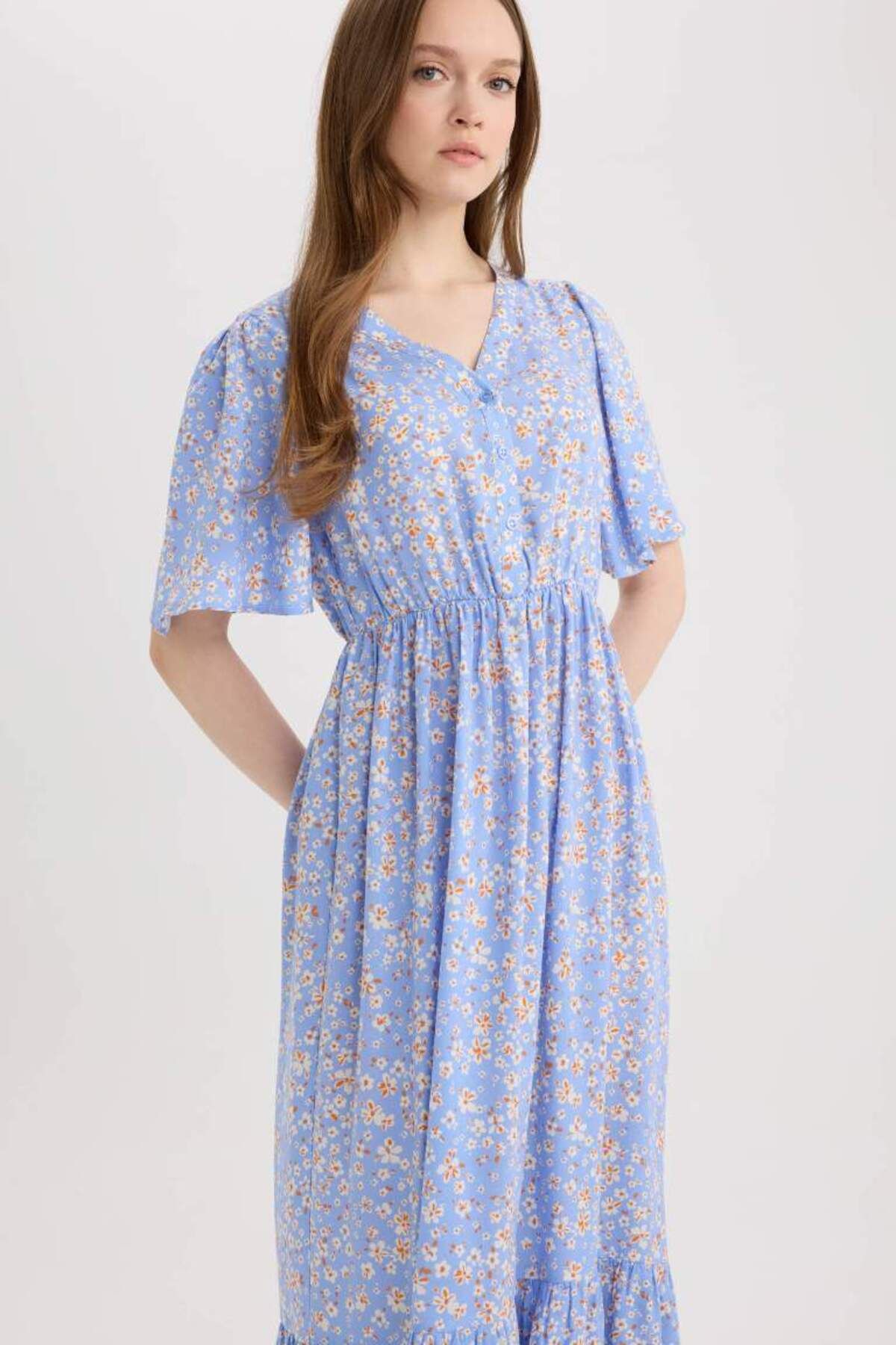 Yeni Sezon Regular Fit V Yaka Kısa Kollu Midi Elbi